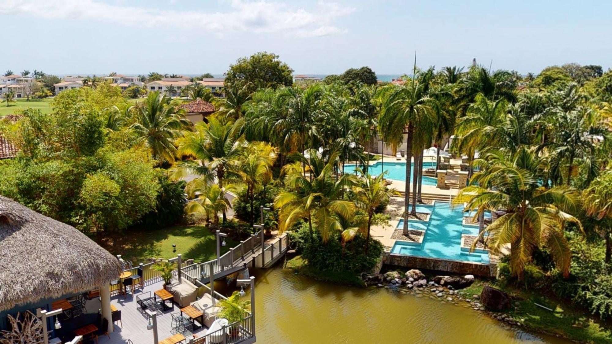 Pool View 2 Double,1643171495:JPEG