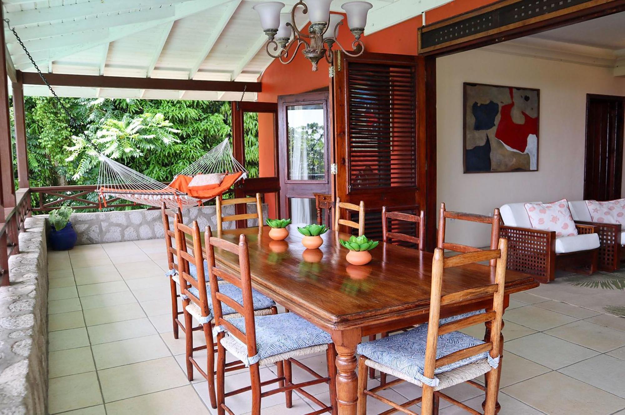 Five-Bedroom Villa with Sea View,1620200913:JPEG