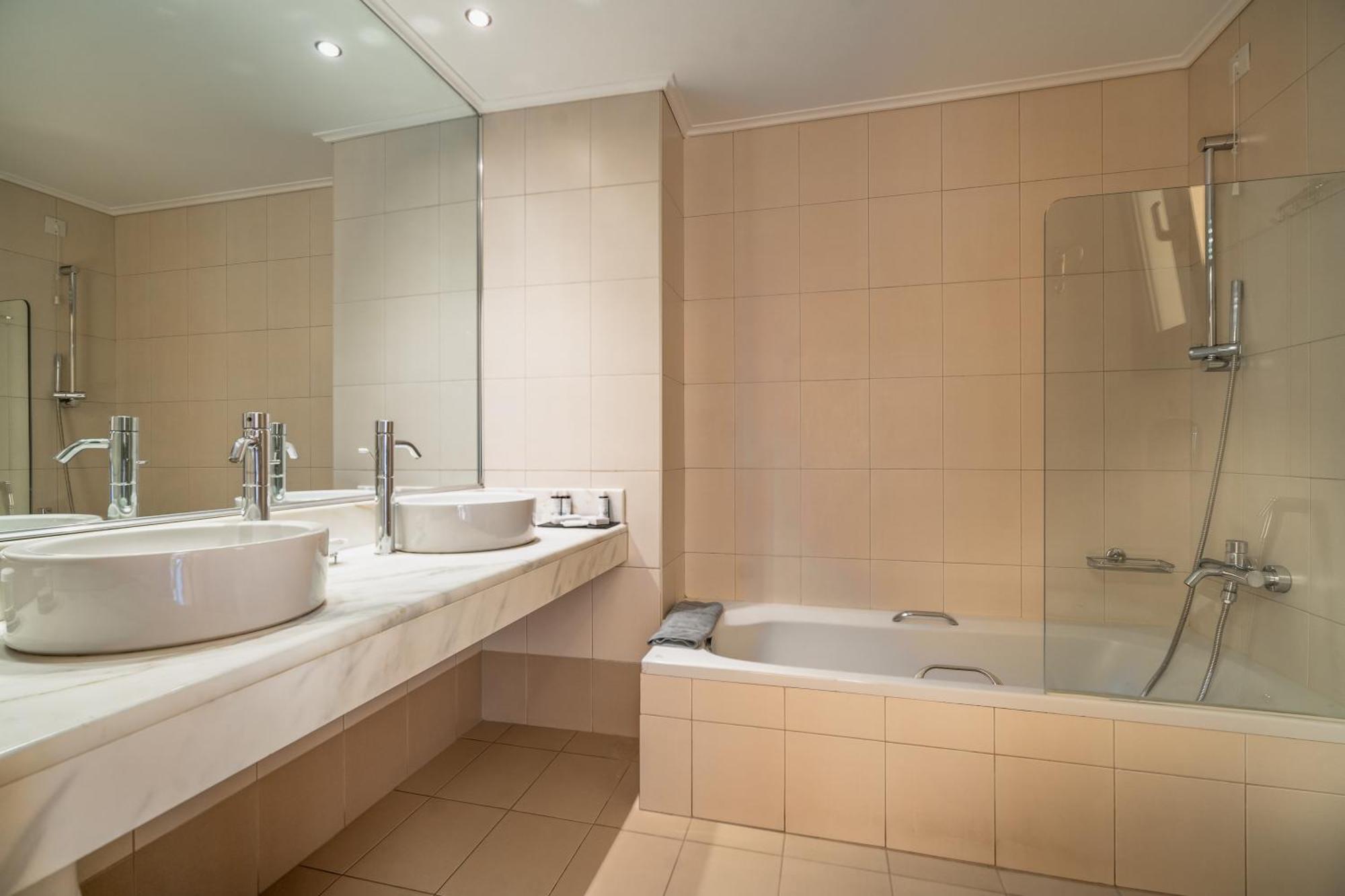 Superior Double or Twin Room with Garden View,1623652386:JPEG