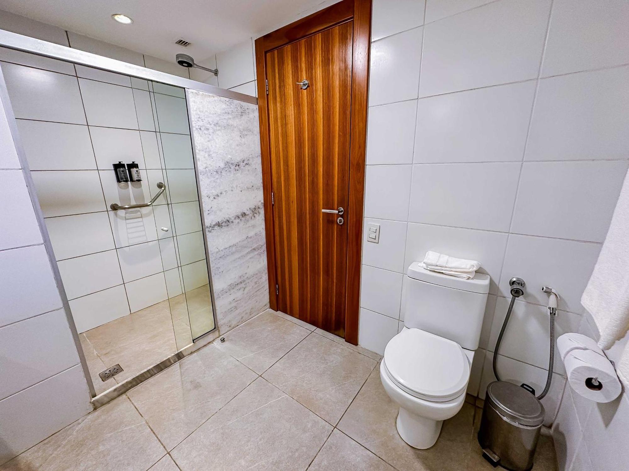 Quarto Luxo,1629398219:JPEG