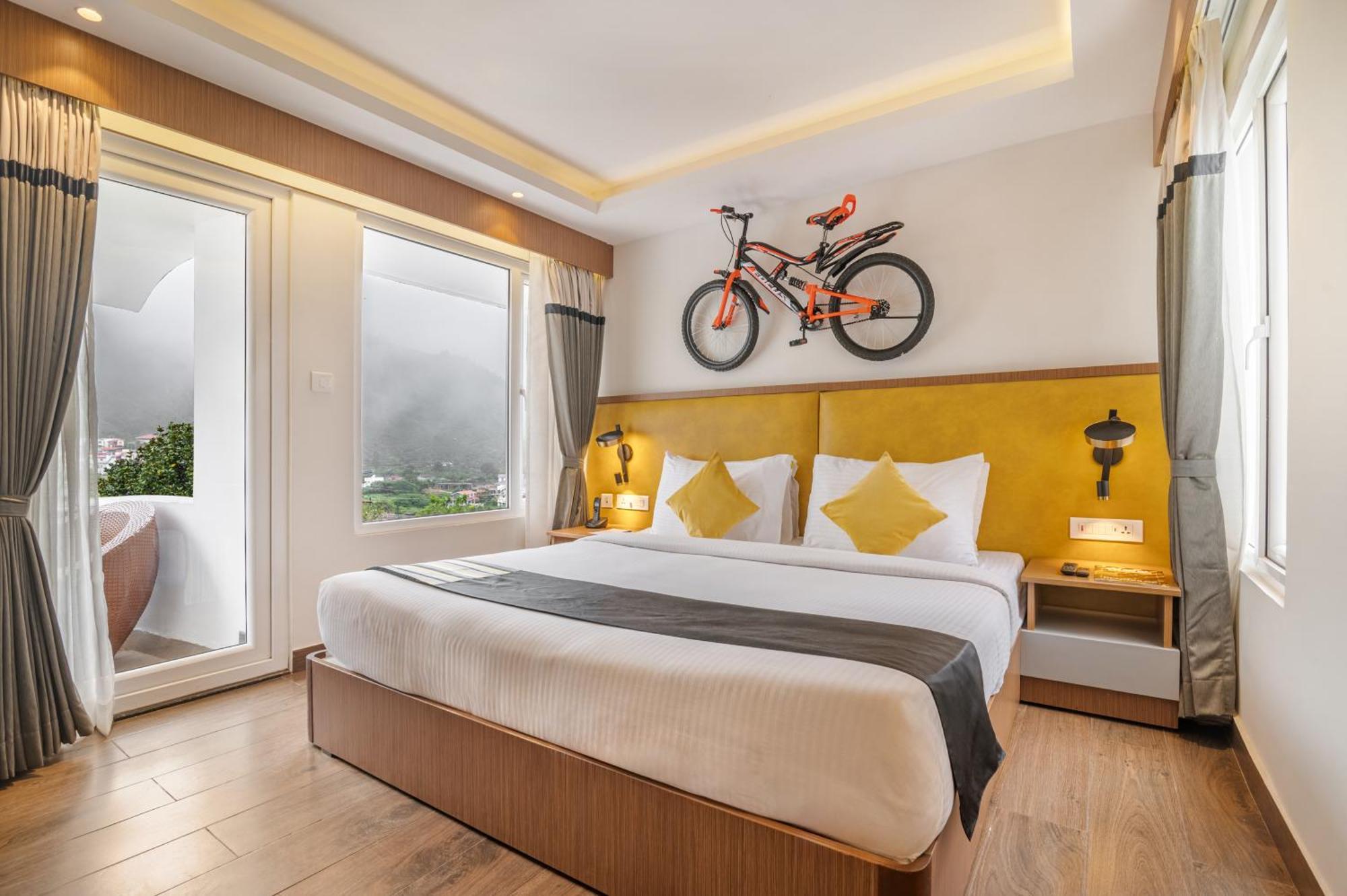 Valley View Thematic  Suite with Balcony,1632248391:JPEG