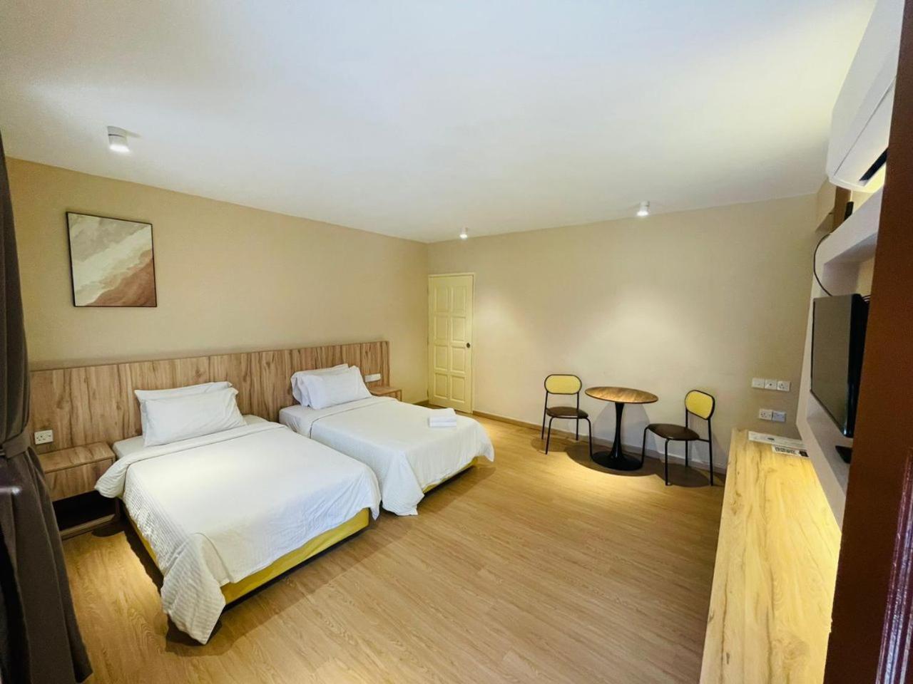 Twin Room with Garden View,1641753696:JPEG