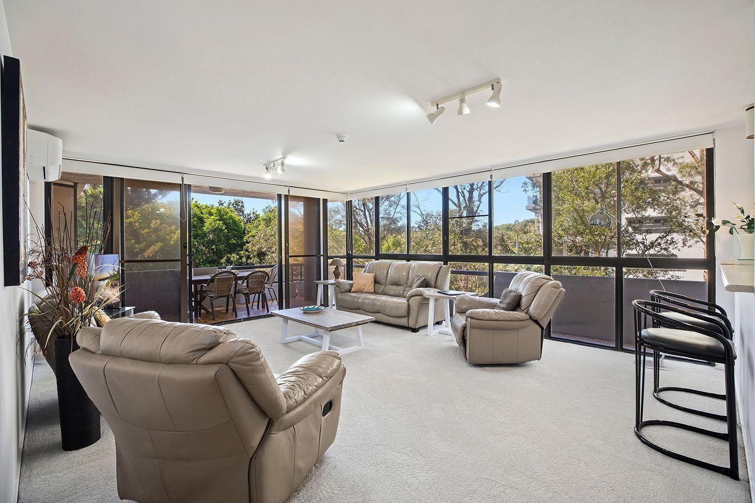 Three-Bedroom Apartment with Garden View,1659494548:JPEG