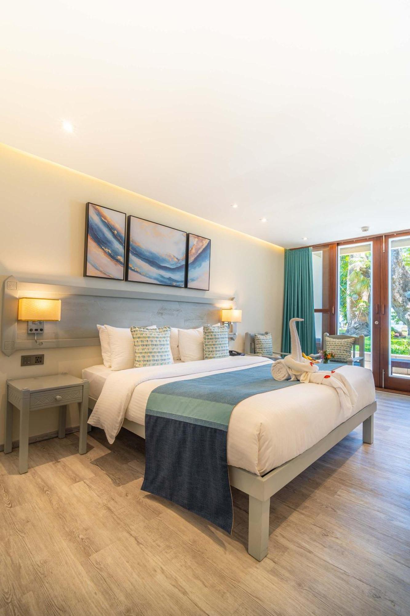 Double or Twin Room with View,1637736258:JPEG