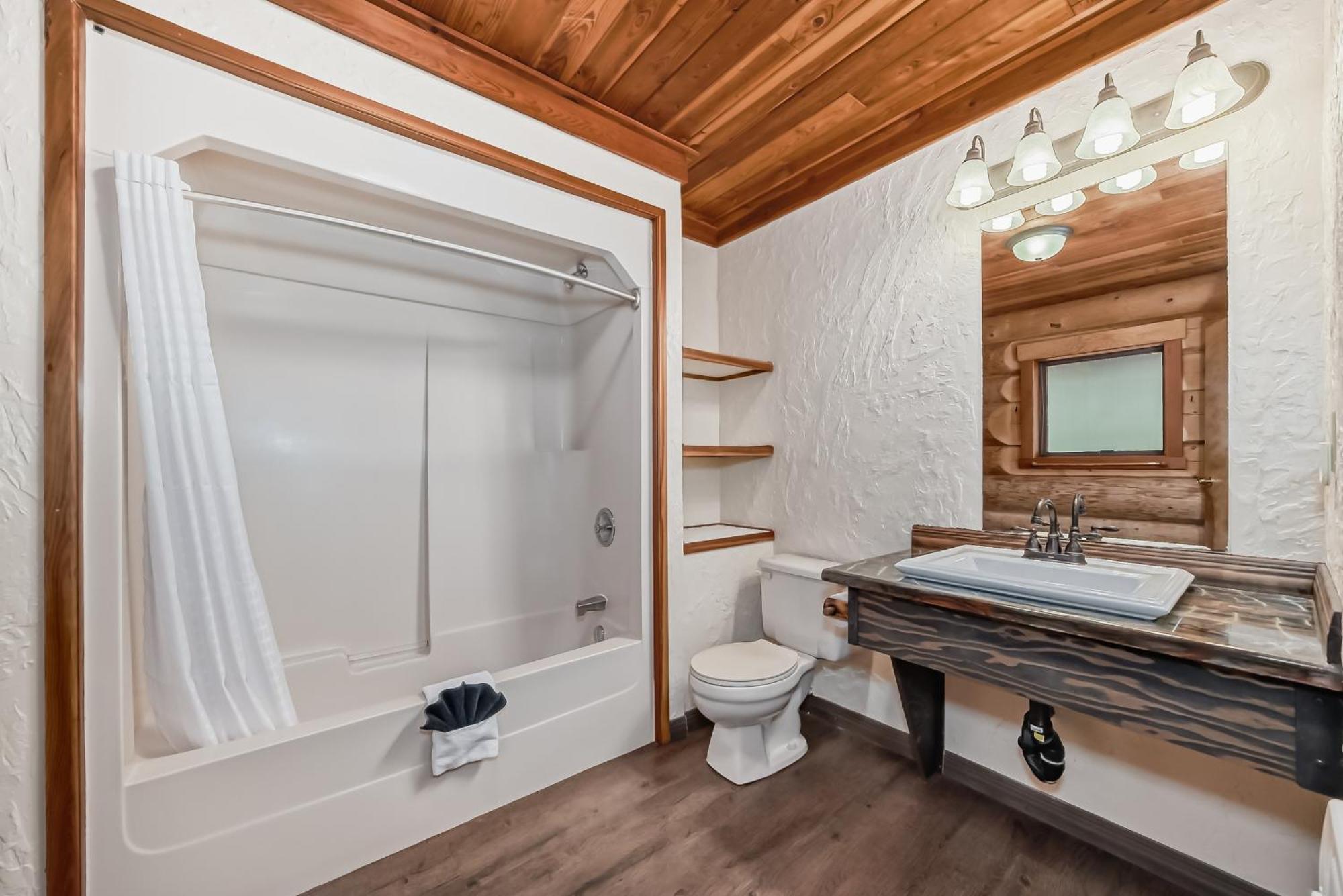 Deluxe Studio Cabin