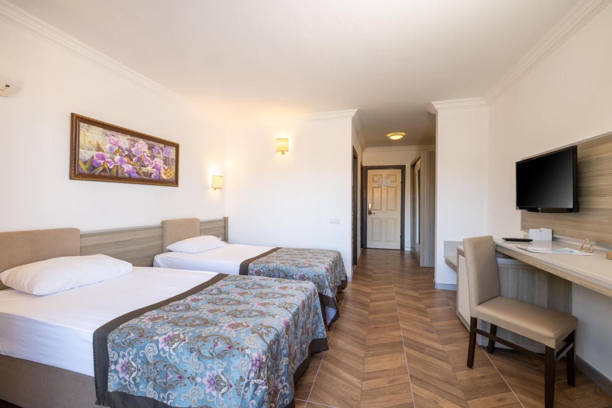 Standard Double Room,1642330704:JPEG