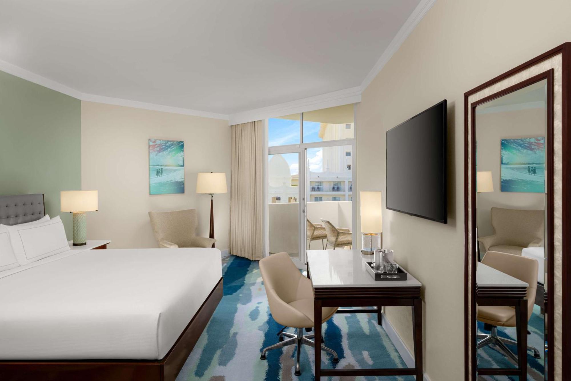 Curacao Tower King Room One King Bed Limited View,1642316983:JPEG