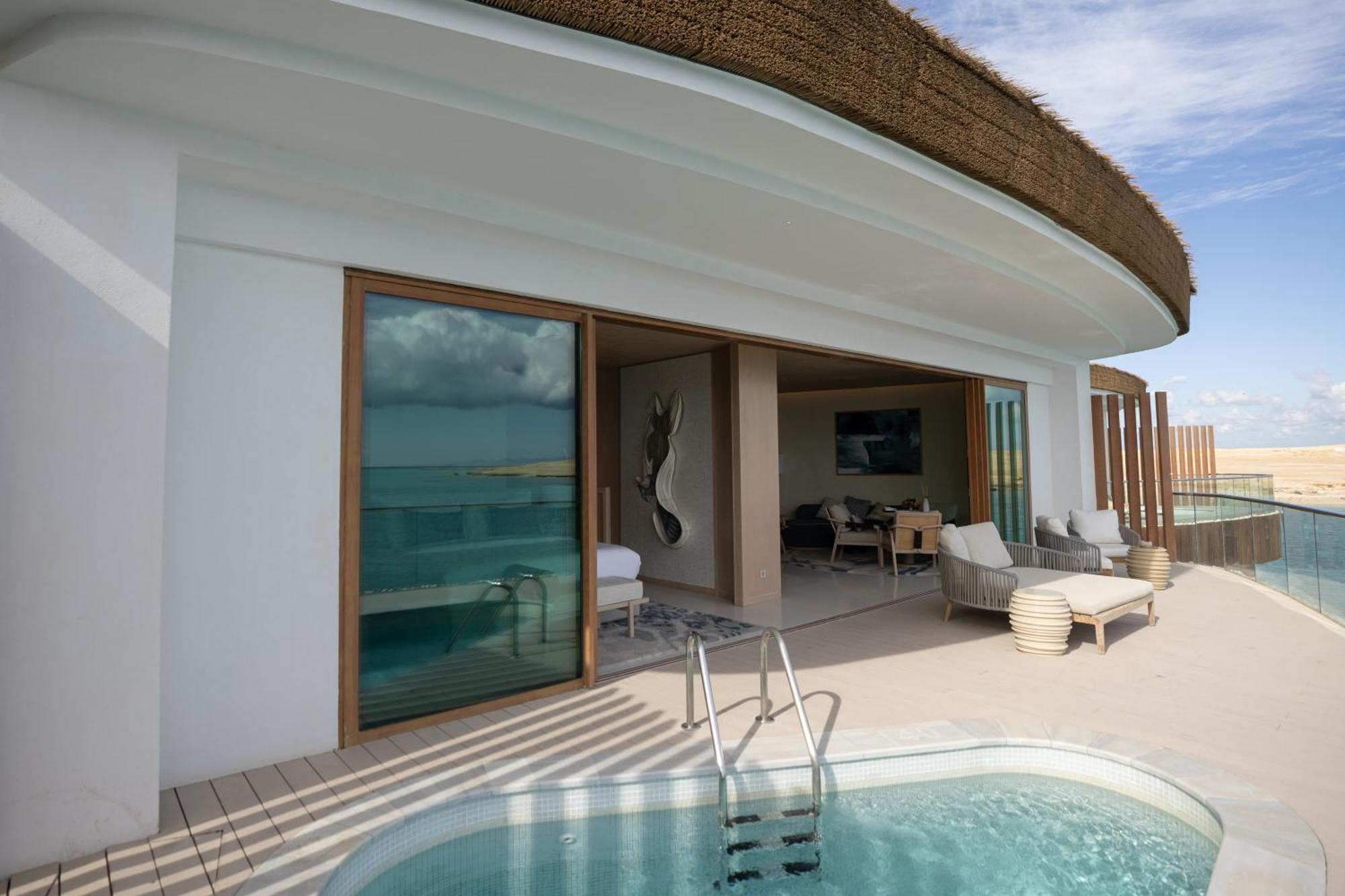 Water Bungalow Suite,1643279472:JPEG