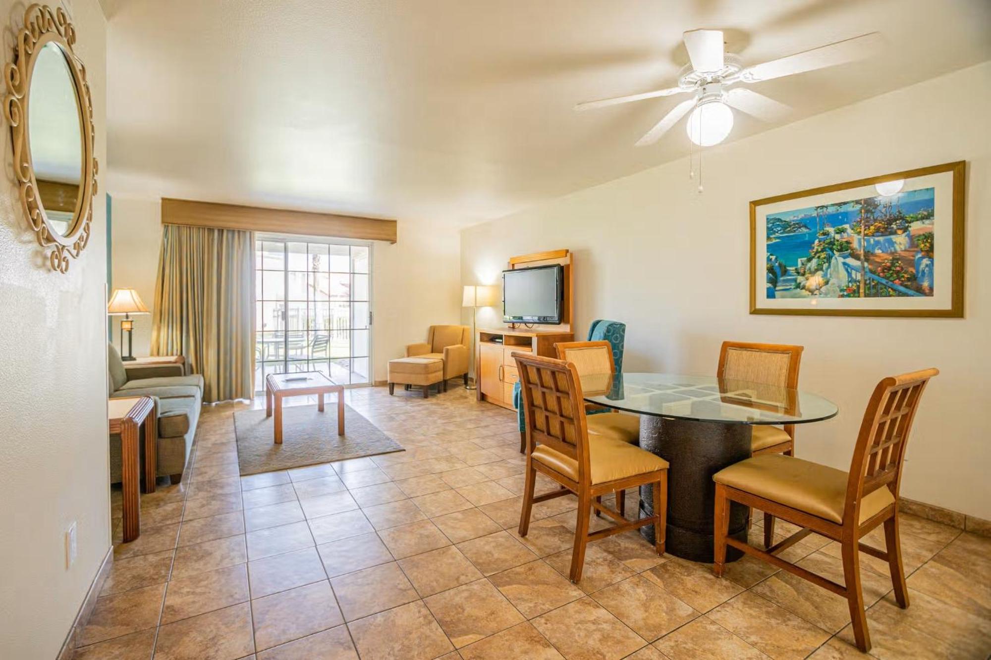 One-Bedroom Suite,1643769910:JPEG