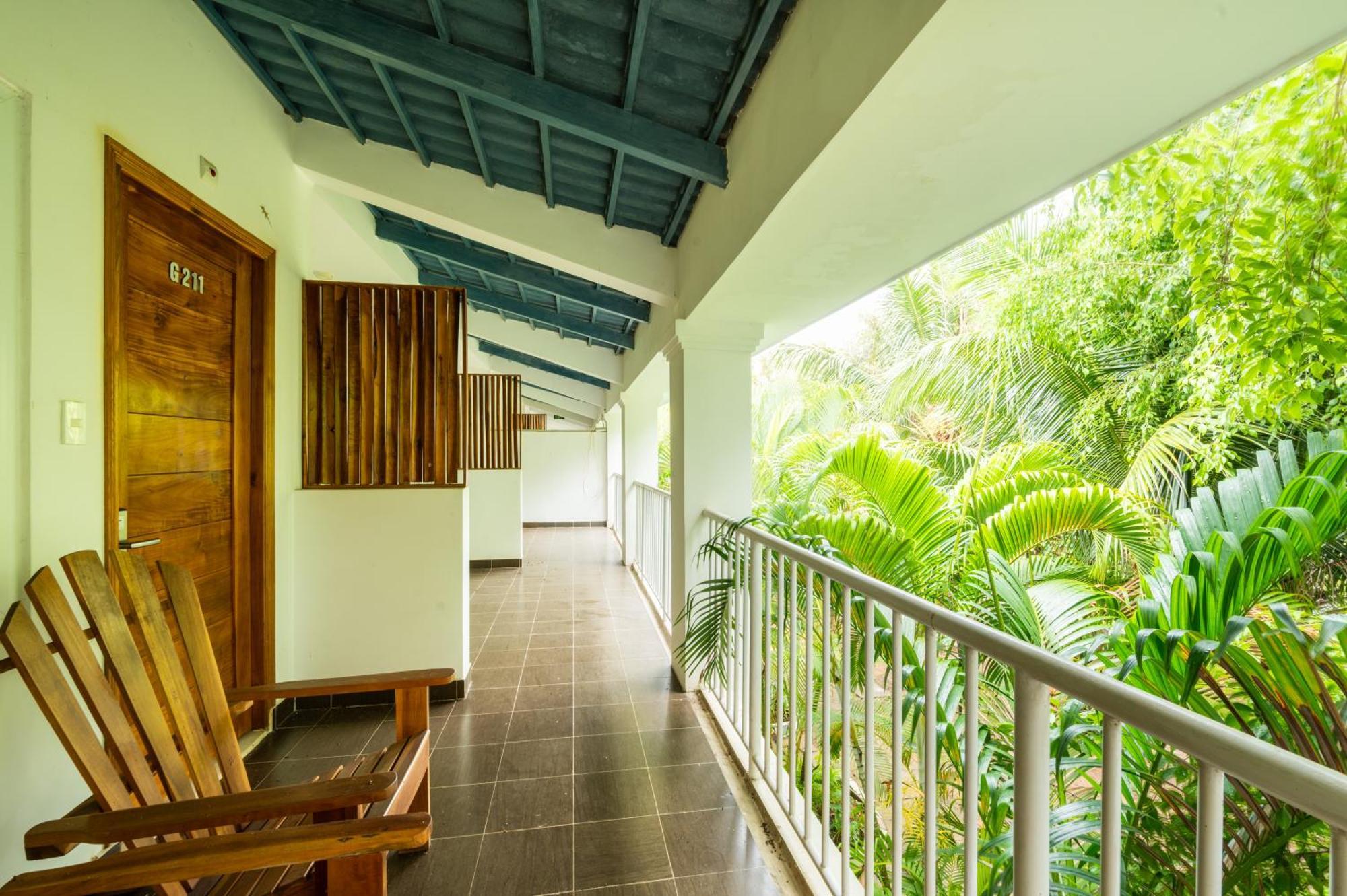 Superior Twin Room with Pool View,1730370941:JPEG