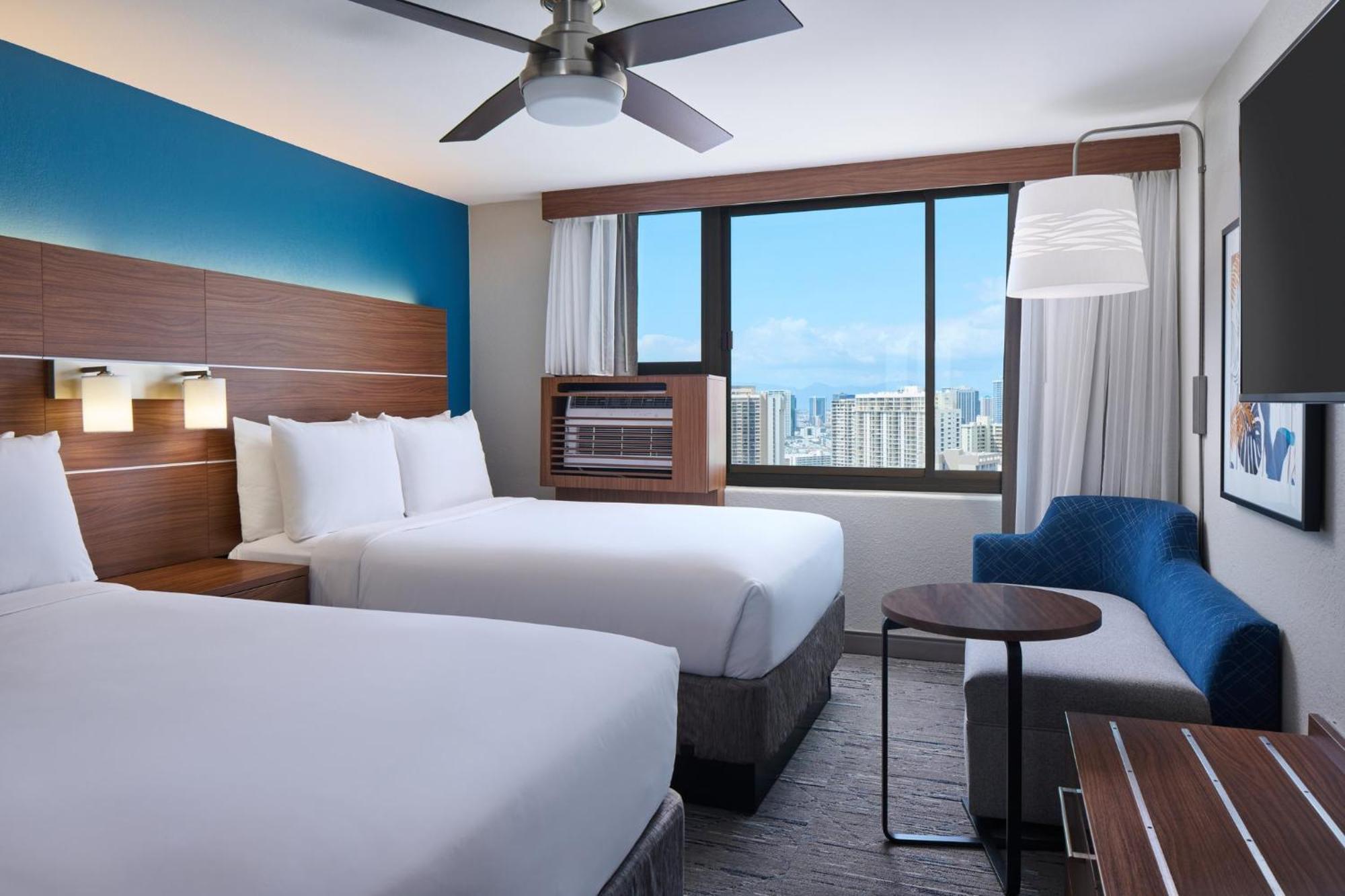 Queen Room Two Queen Beds City View