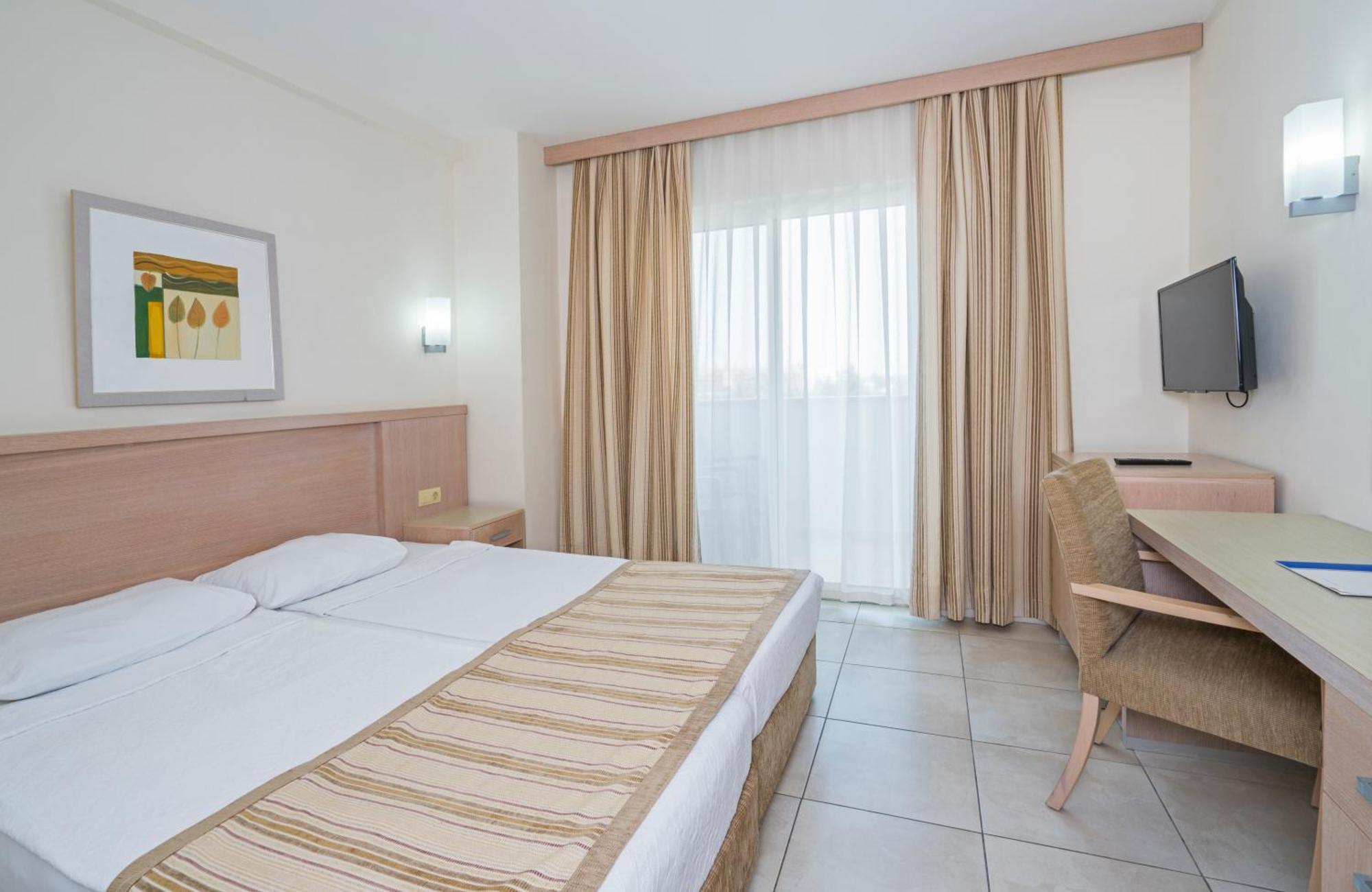 Standard Double or Twin Room,1742702846:JPEG