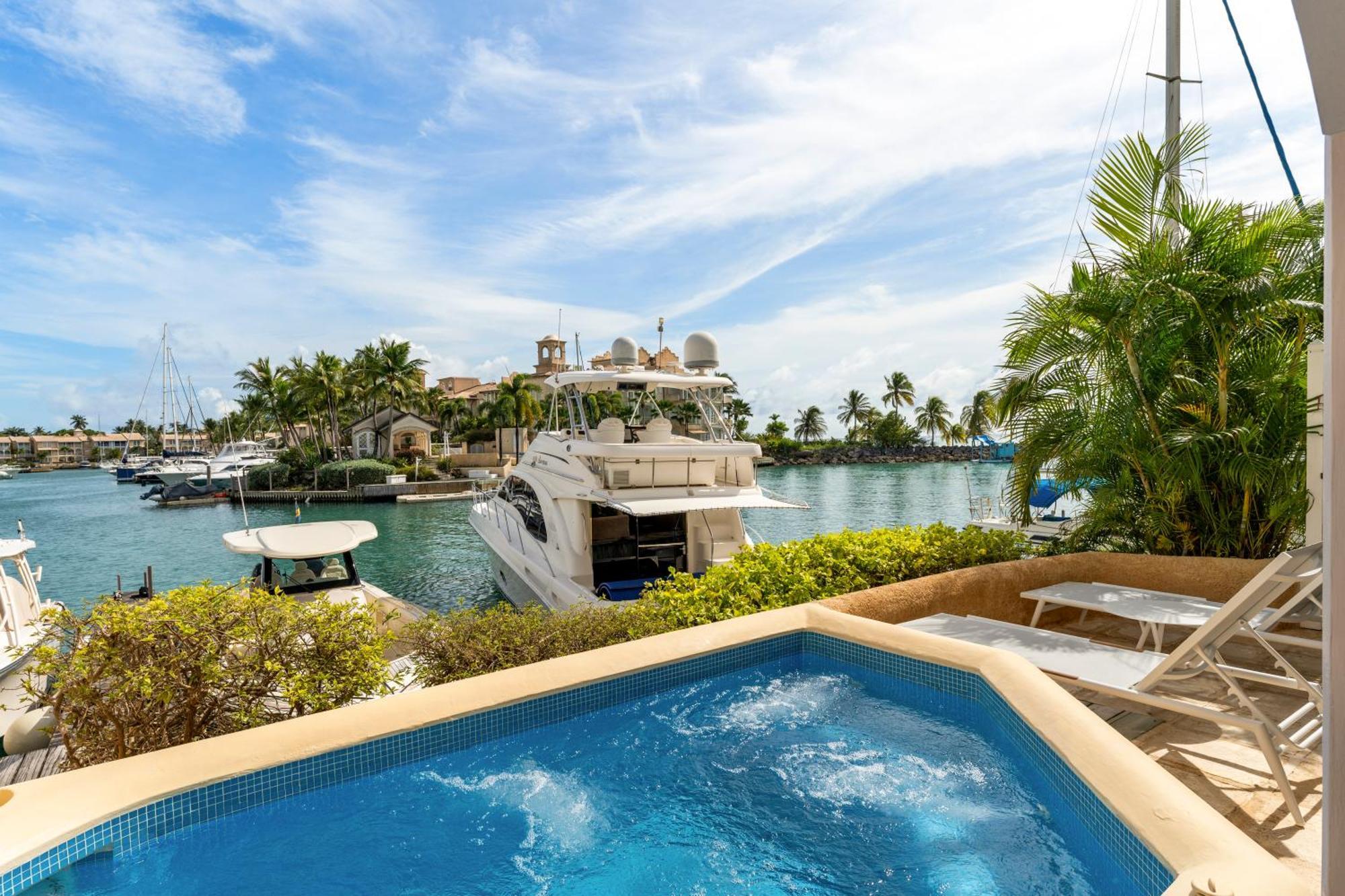 One-Bedroom Condo Marina View,1655274531:JPEG