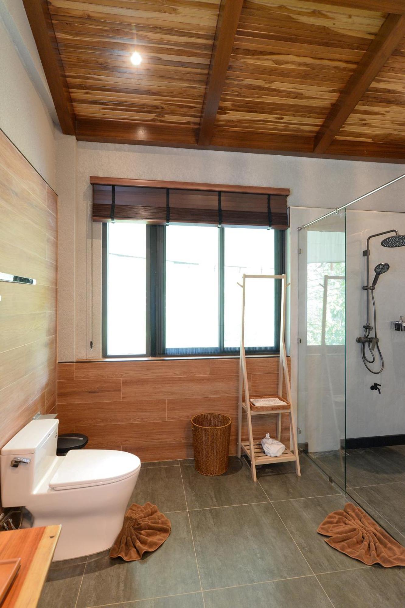 Pavilion Suite Mountain View [Upper Floor]