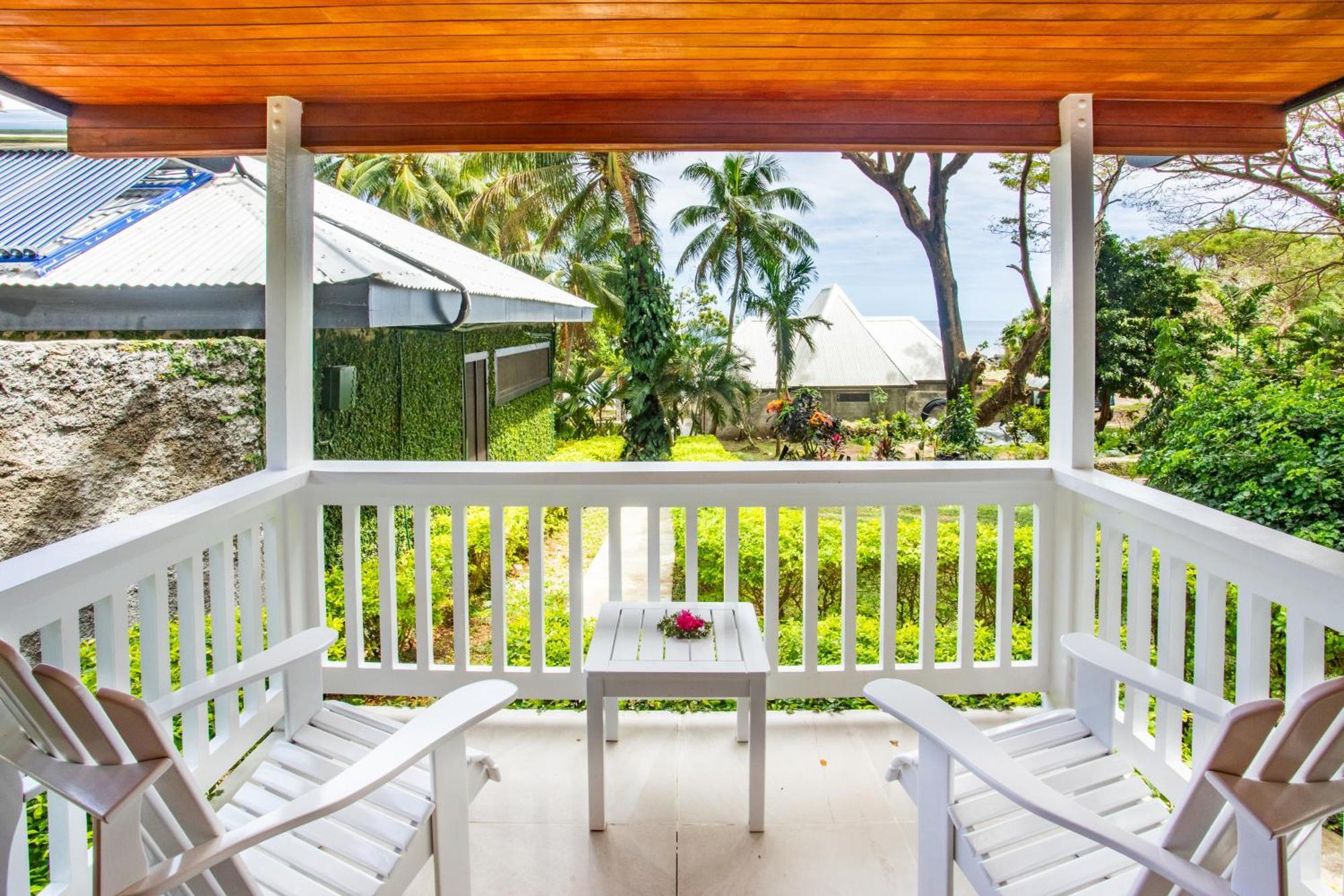 Deluxe Garden Bure,1656378647:JPEG