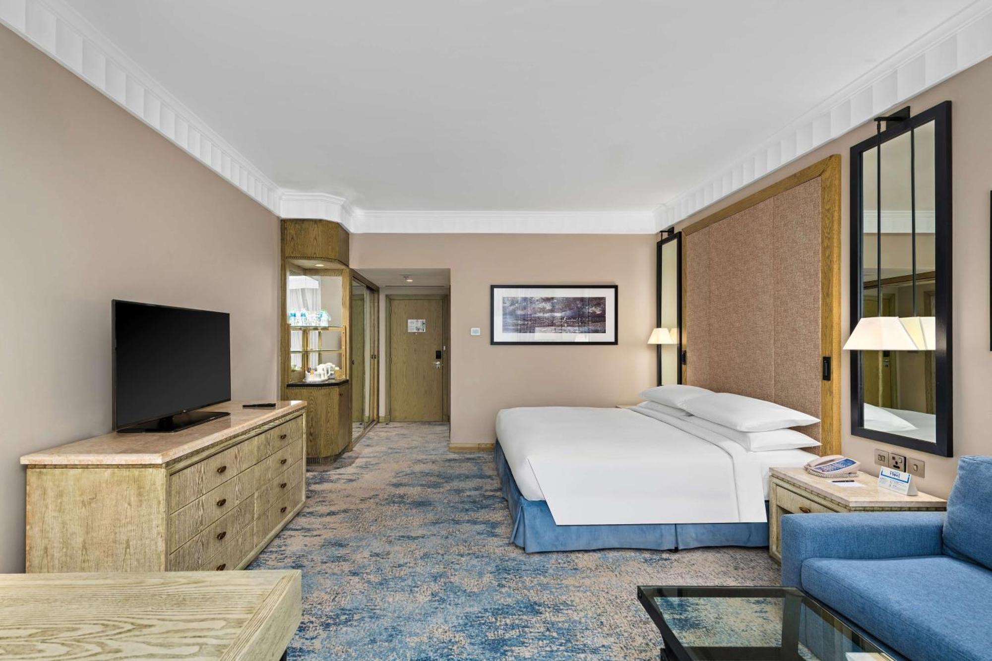 King Guest Room