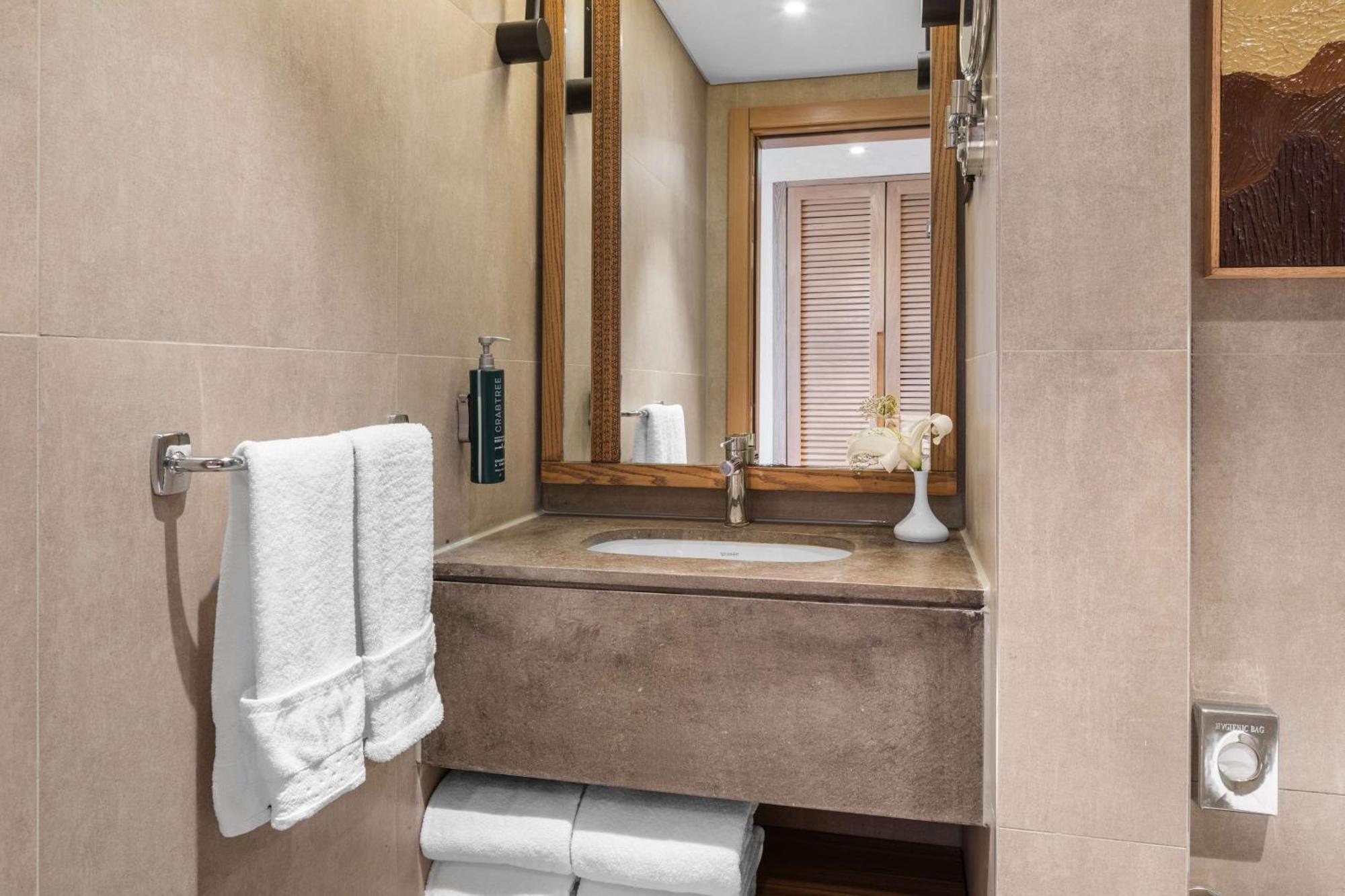 Beachside Premium Family Room - Garden View,1657147002:JPEG