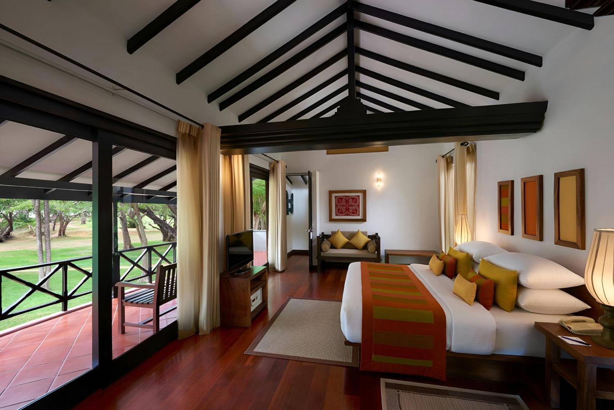 Deluxe Suite - Discounts (15% on F&B, 10% on SPA),1663745400:JPEG