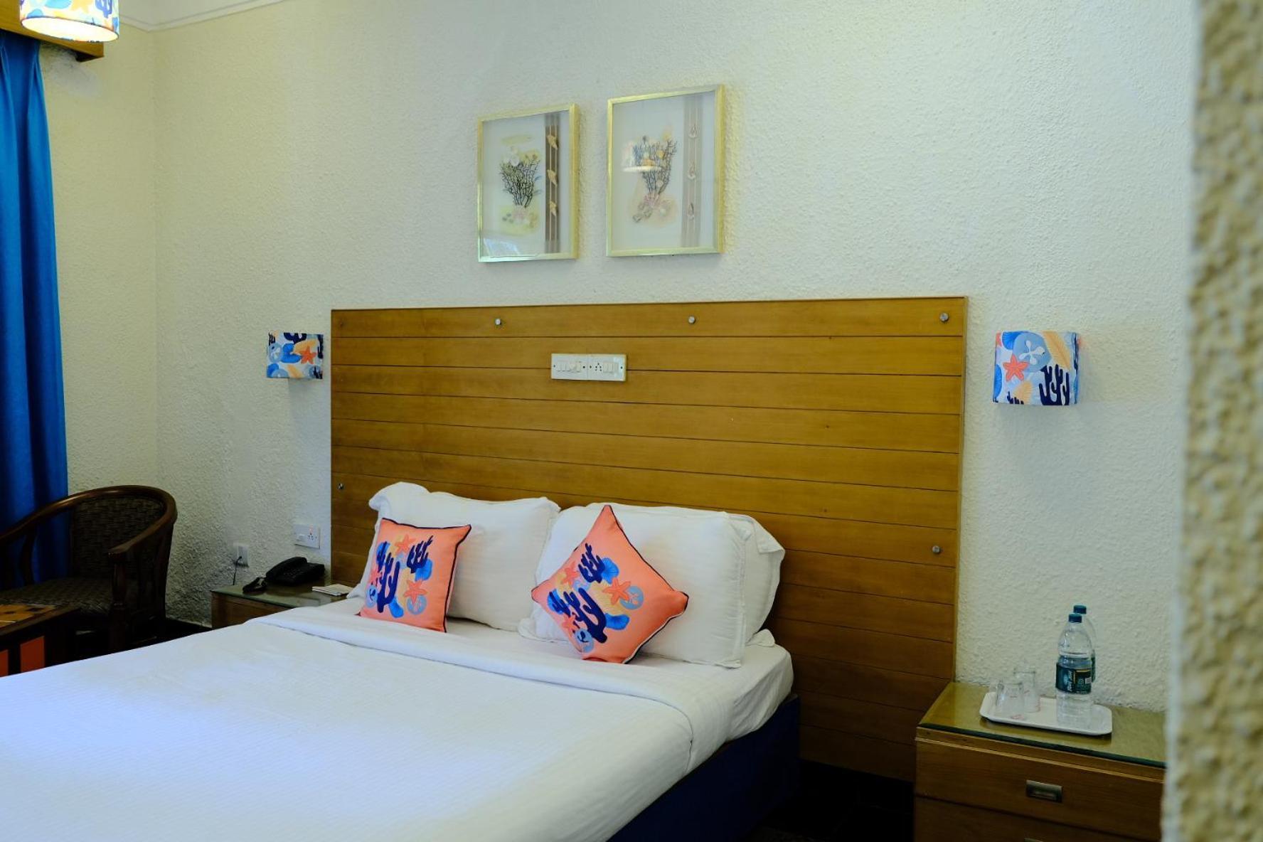 Deluxe Room with Sea View