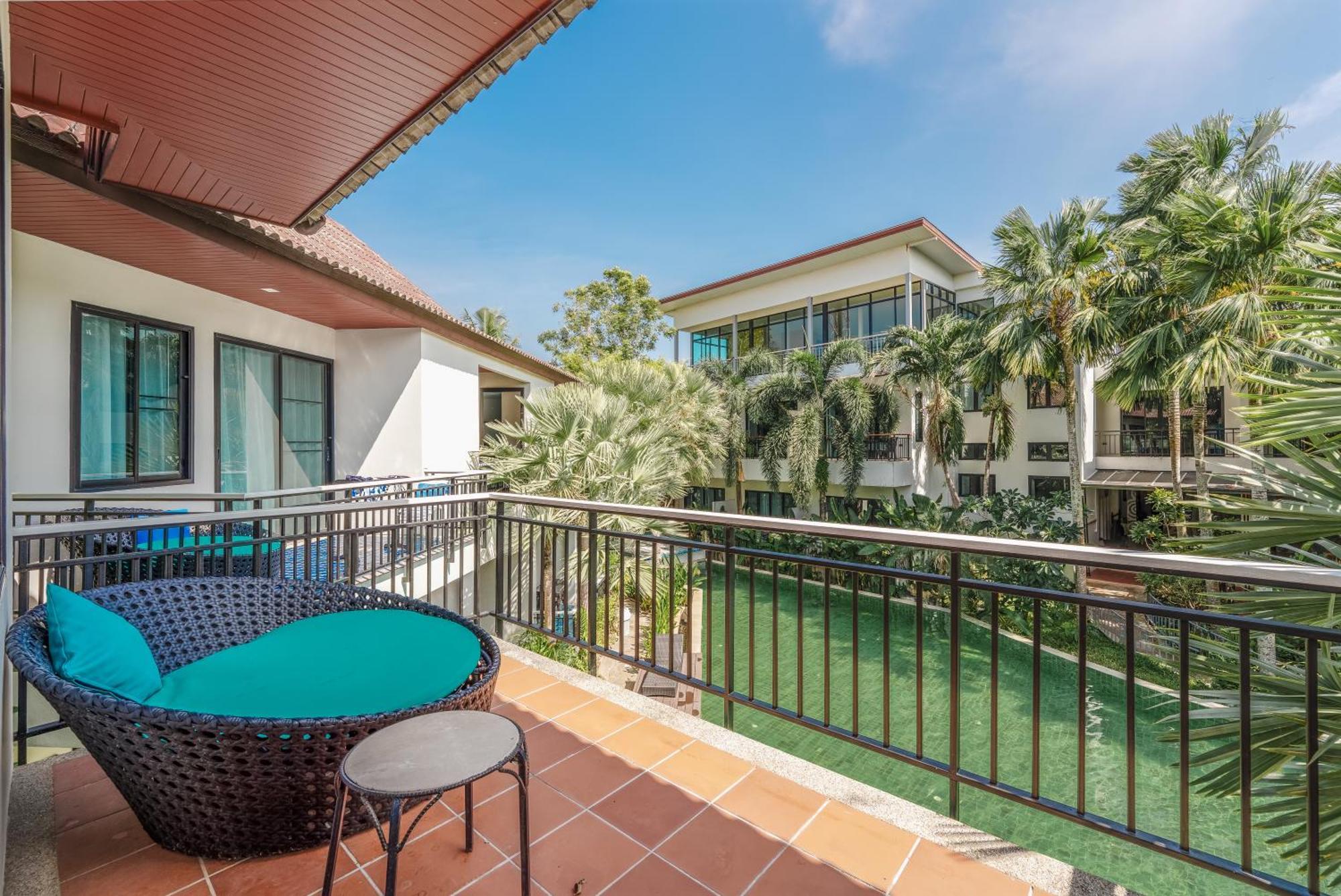 King Room with Pool View,1665421915:JPEG