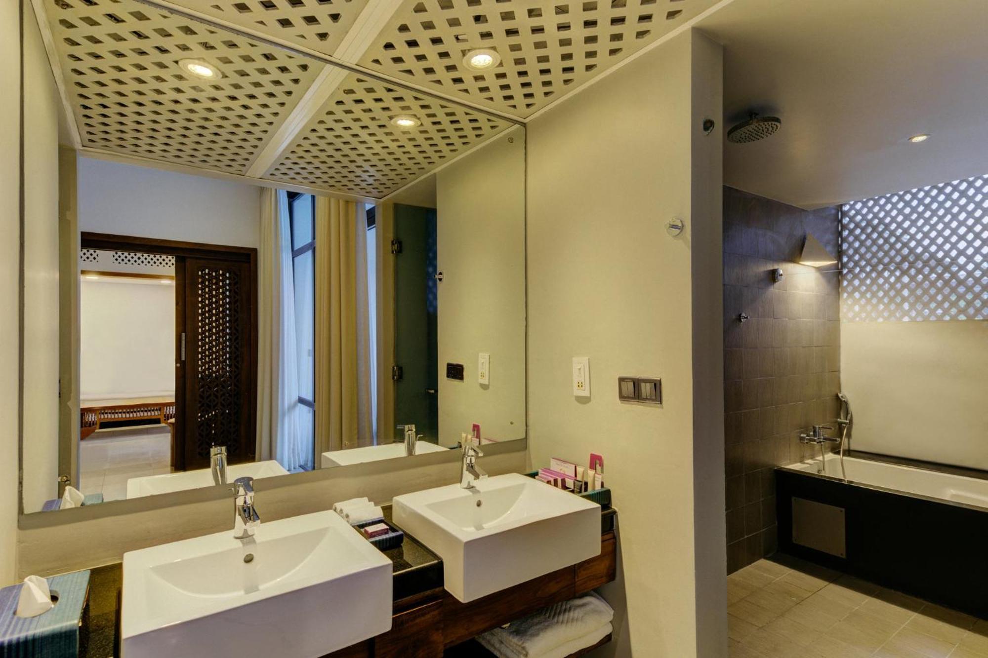 Junior Suite on SPA,1666035655:JPEG
