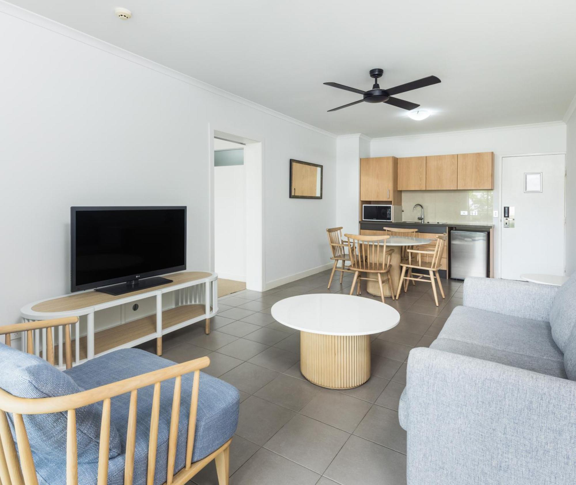 Two-Bedroom Apartment with Garden View,1666643285:JPEG