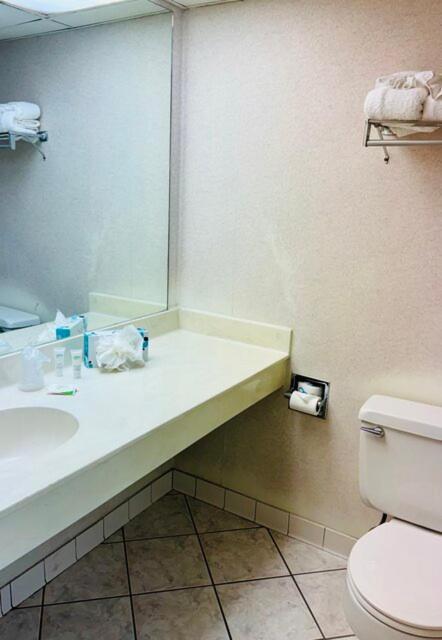 Oceanfront with Two Double Beds,1669822750:JPEG