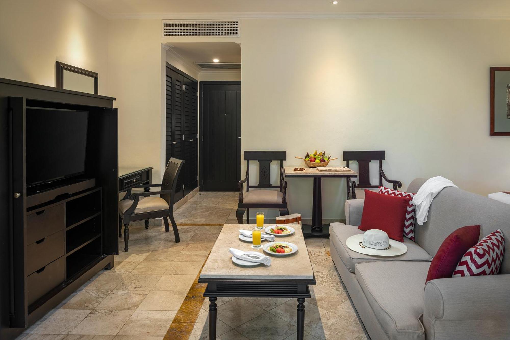 Deluxe Junior Suite