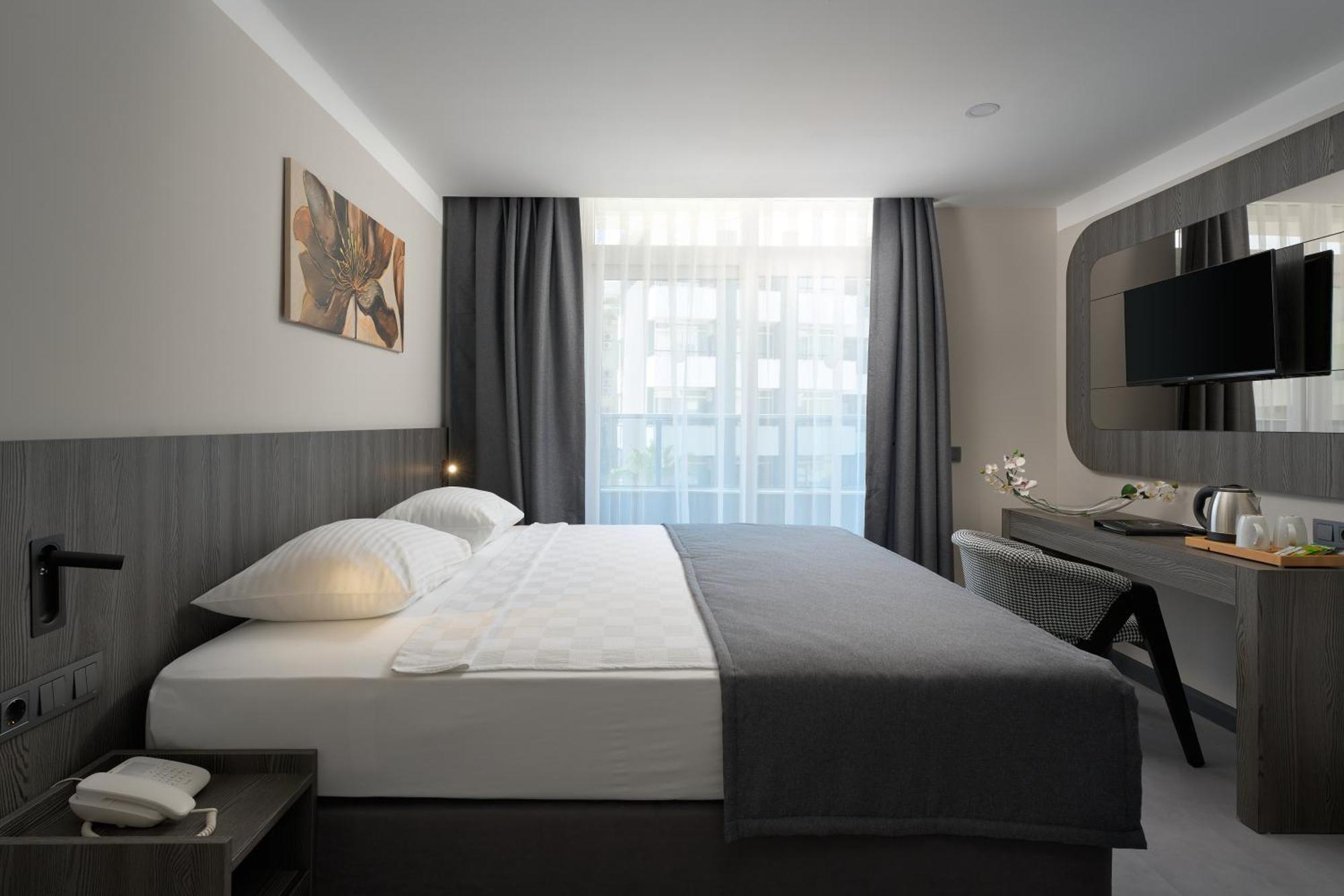 Deluxe Double or Twin Room,1676739152:JPEG