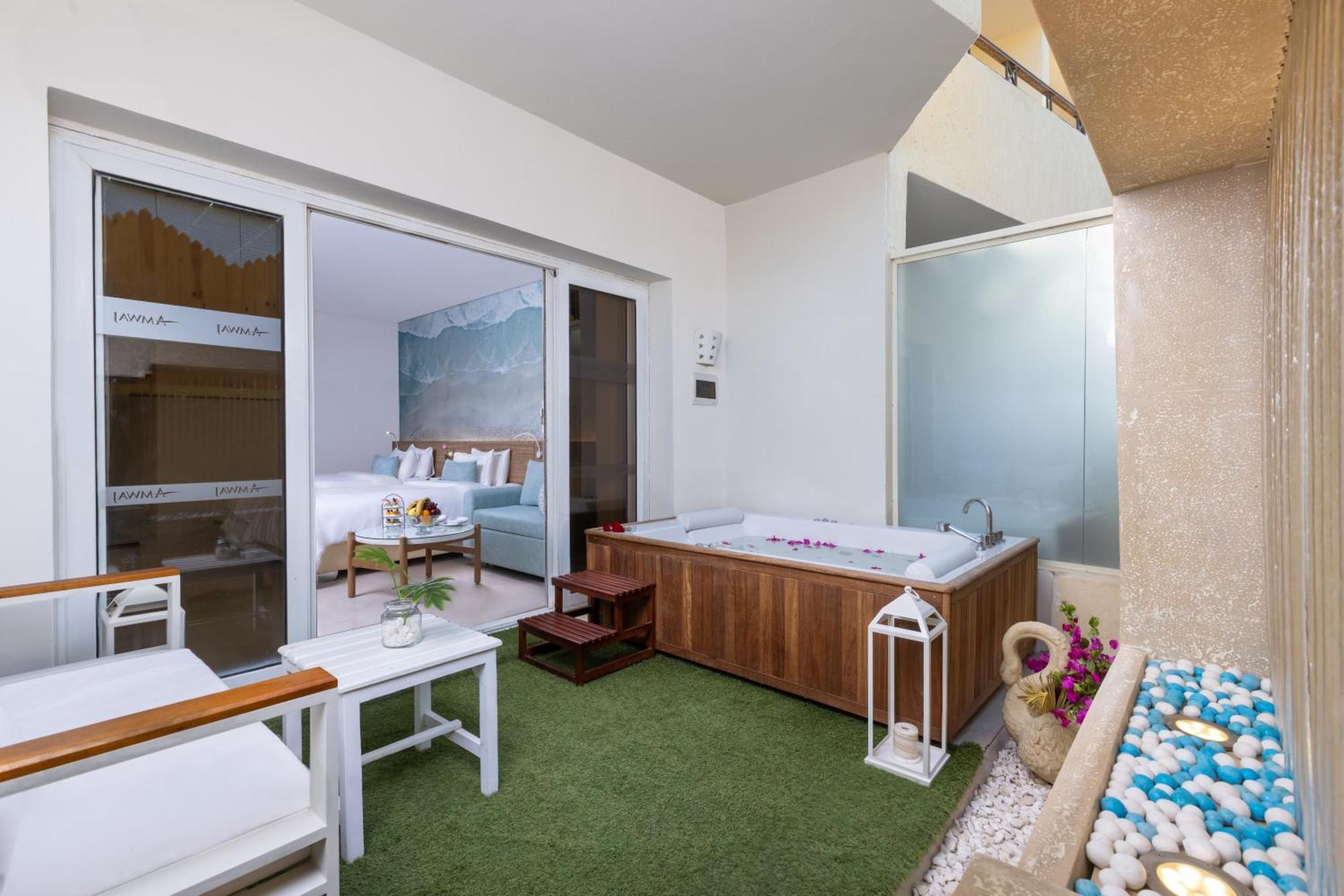 Jacuzzi Room