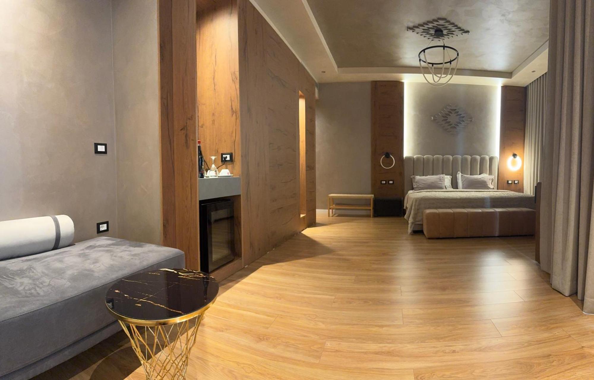 Suite Hot Tub
