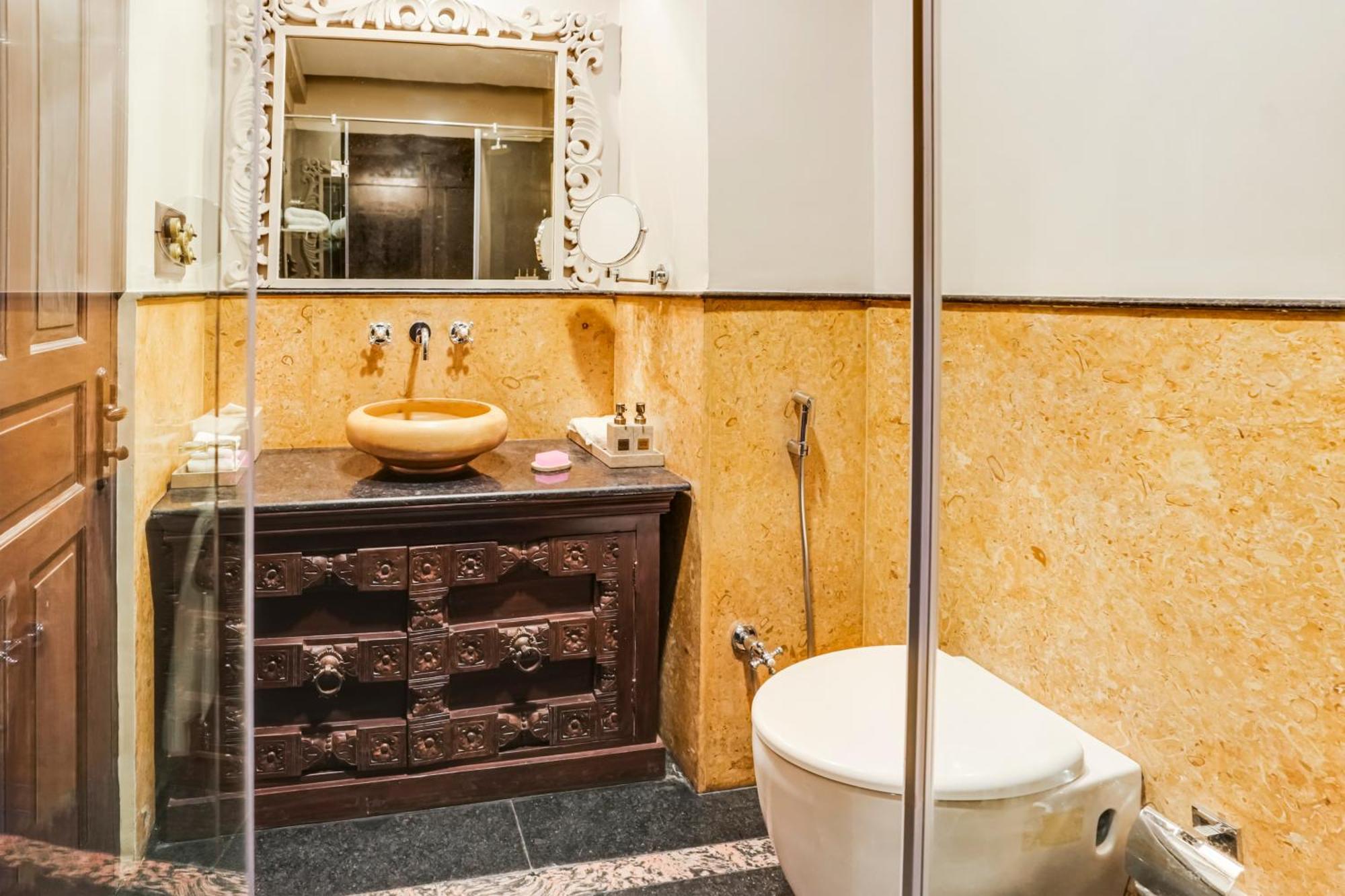 Superior Room,1681738178:JPEG