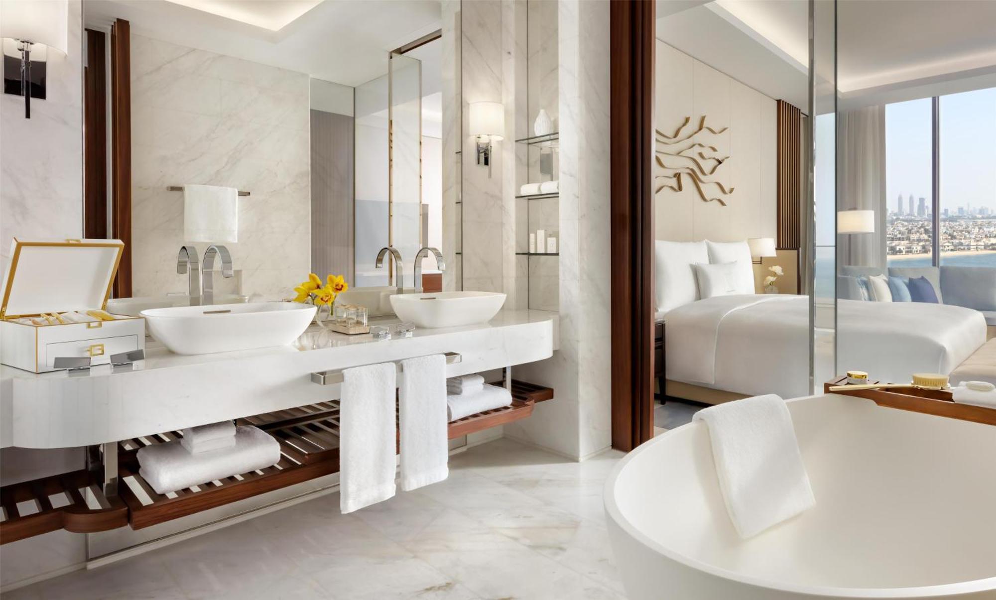 Palmscape King Room,1681834019:JPEG