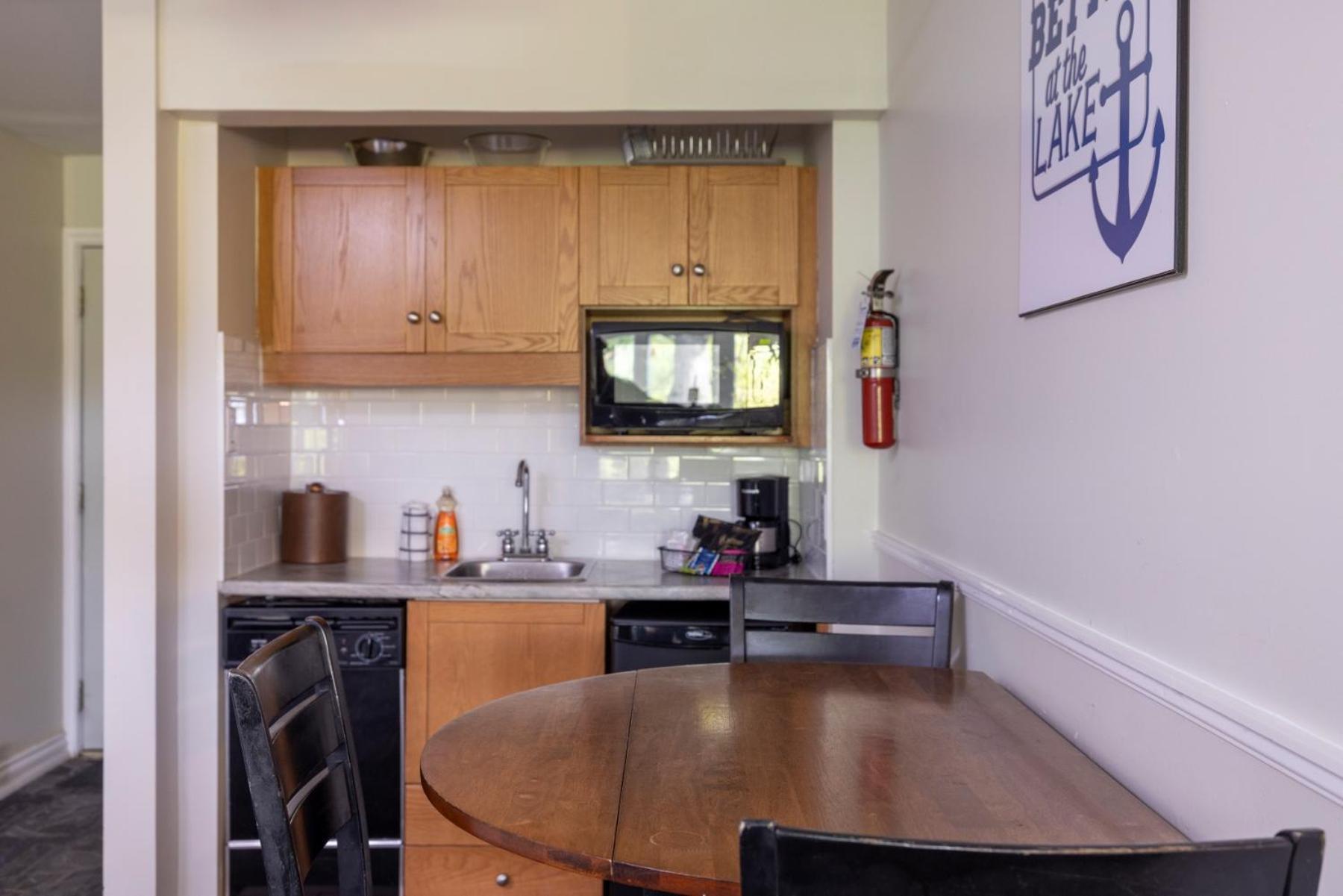 Two-Bedroom Suite,1687481107:JPEG