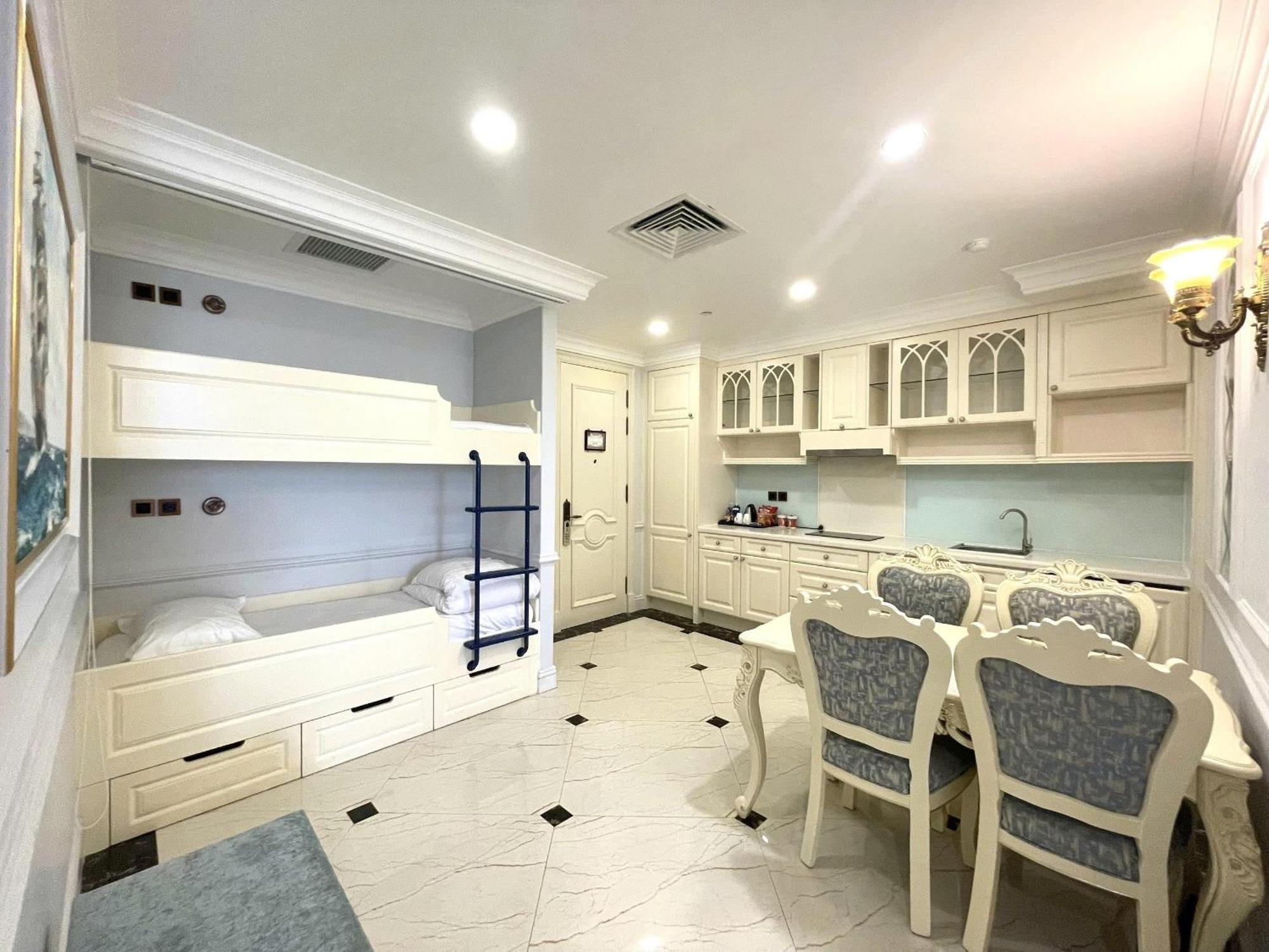 Grand Suite with Garden View,1689878862:JPEG