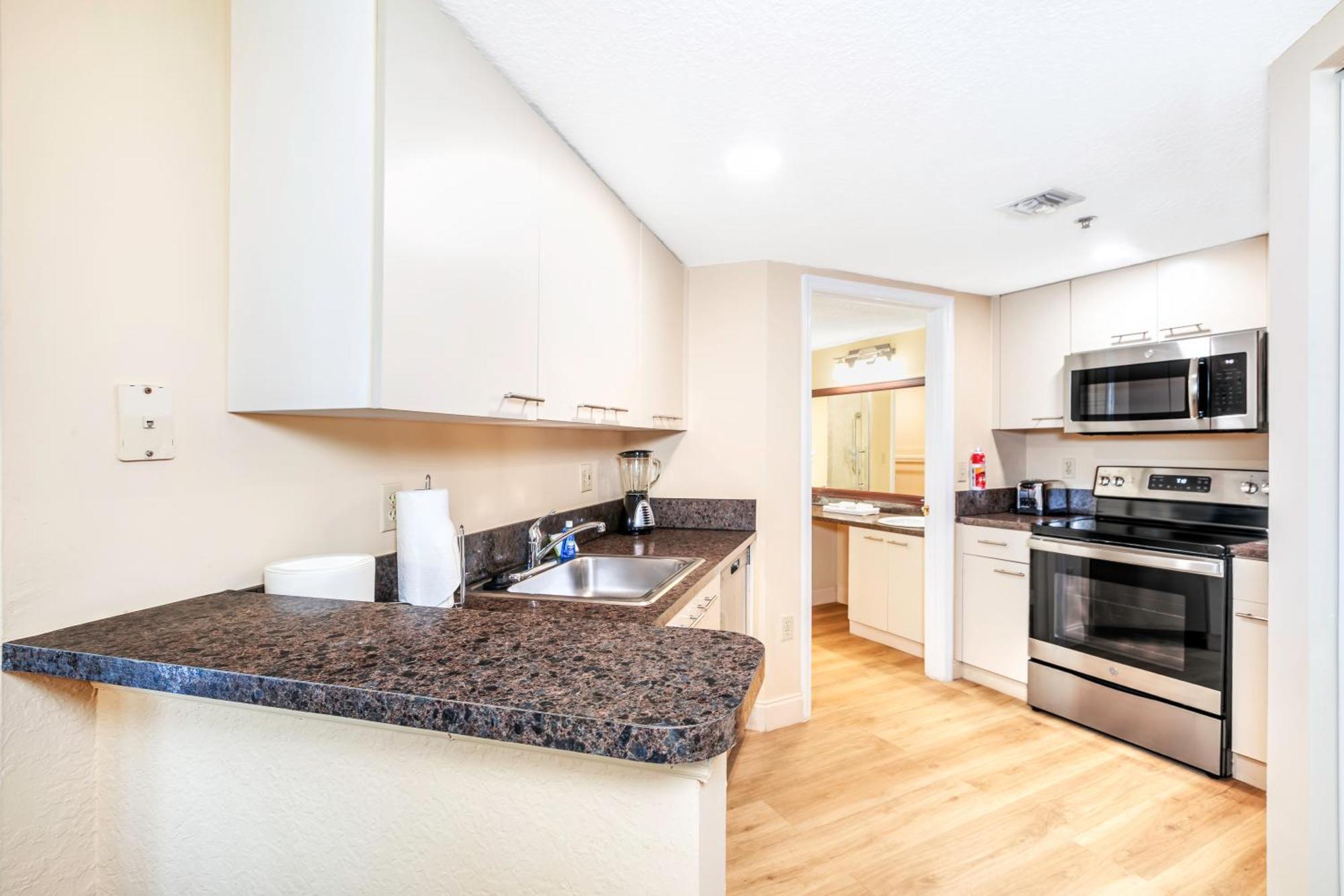 Superior One-Bedroom King Suite,1697049968:JPEG