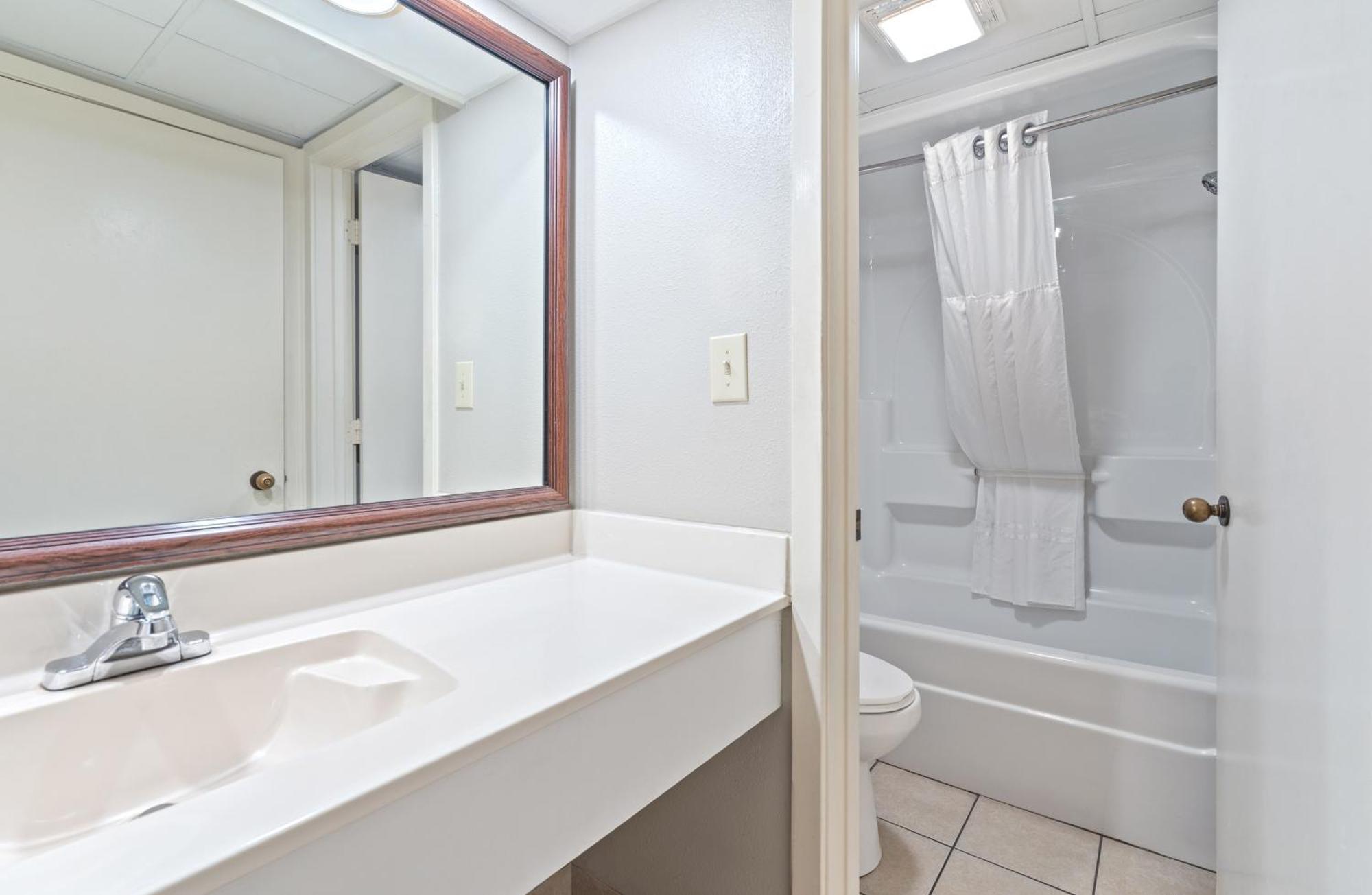 Oceanfront Executive Suite