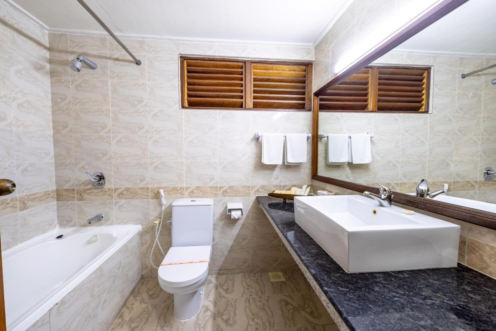 Deluxe Beachfront Room,1697977844:JPEG