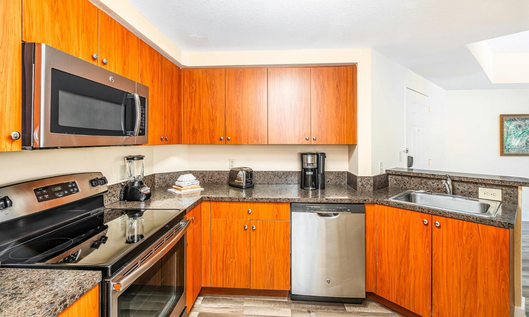 Luxury One-Bedroom King Suite