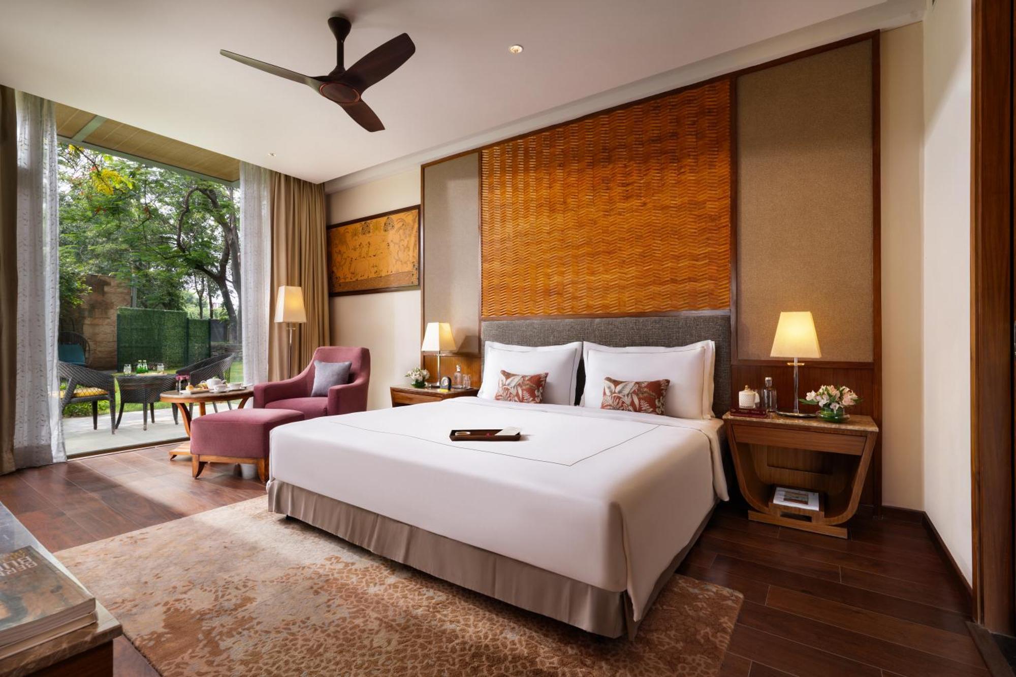 Luxury Suite,1699016541:JPEG