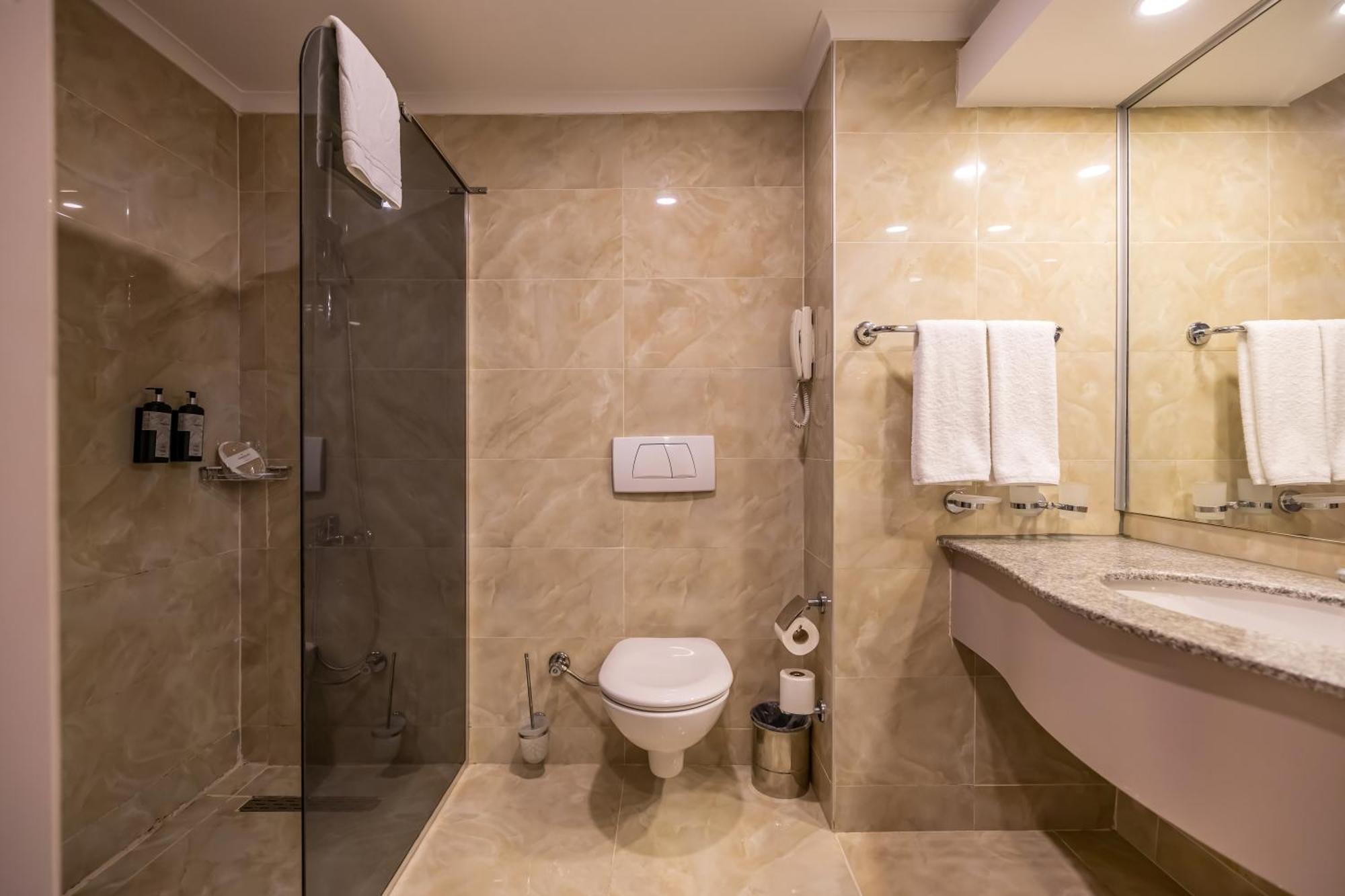 Family Room with Bunkbed,1699027364:JPEG