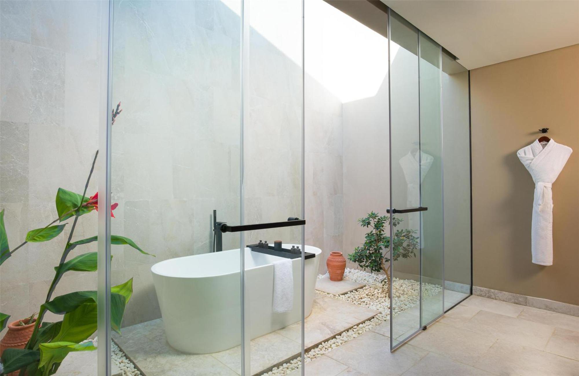 Pool Villa King Bed,1699376401:JPEG