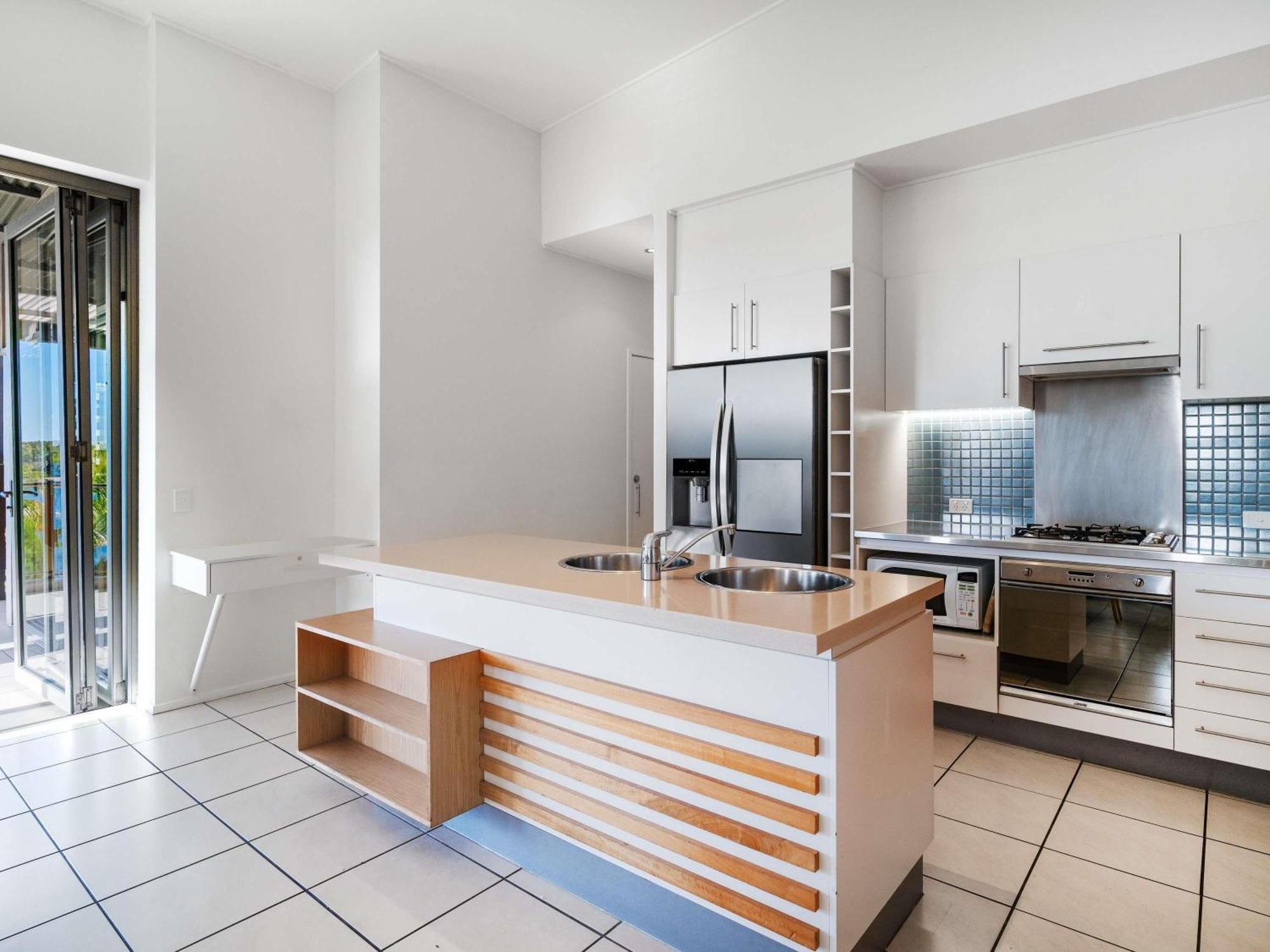 Three-Bedroom Lagoon View Apartment