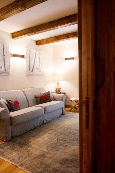 One-Bedroom Apartment,1704917532:JPEG
