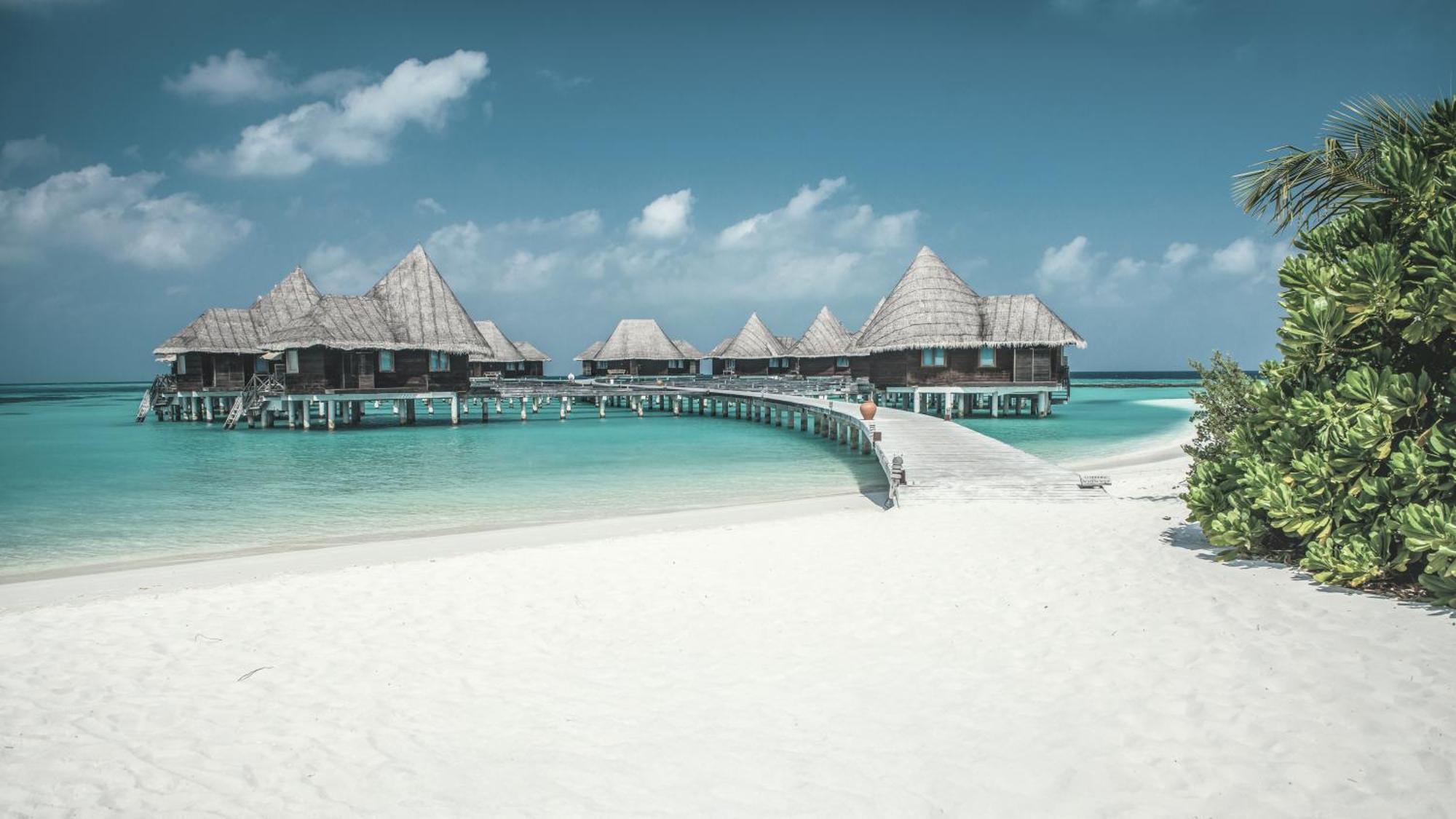 Lagoon Villa