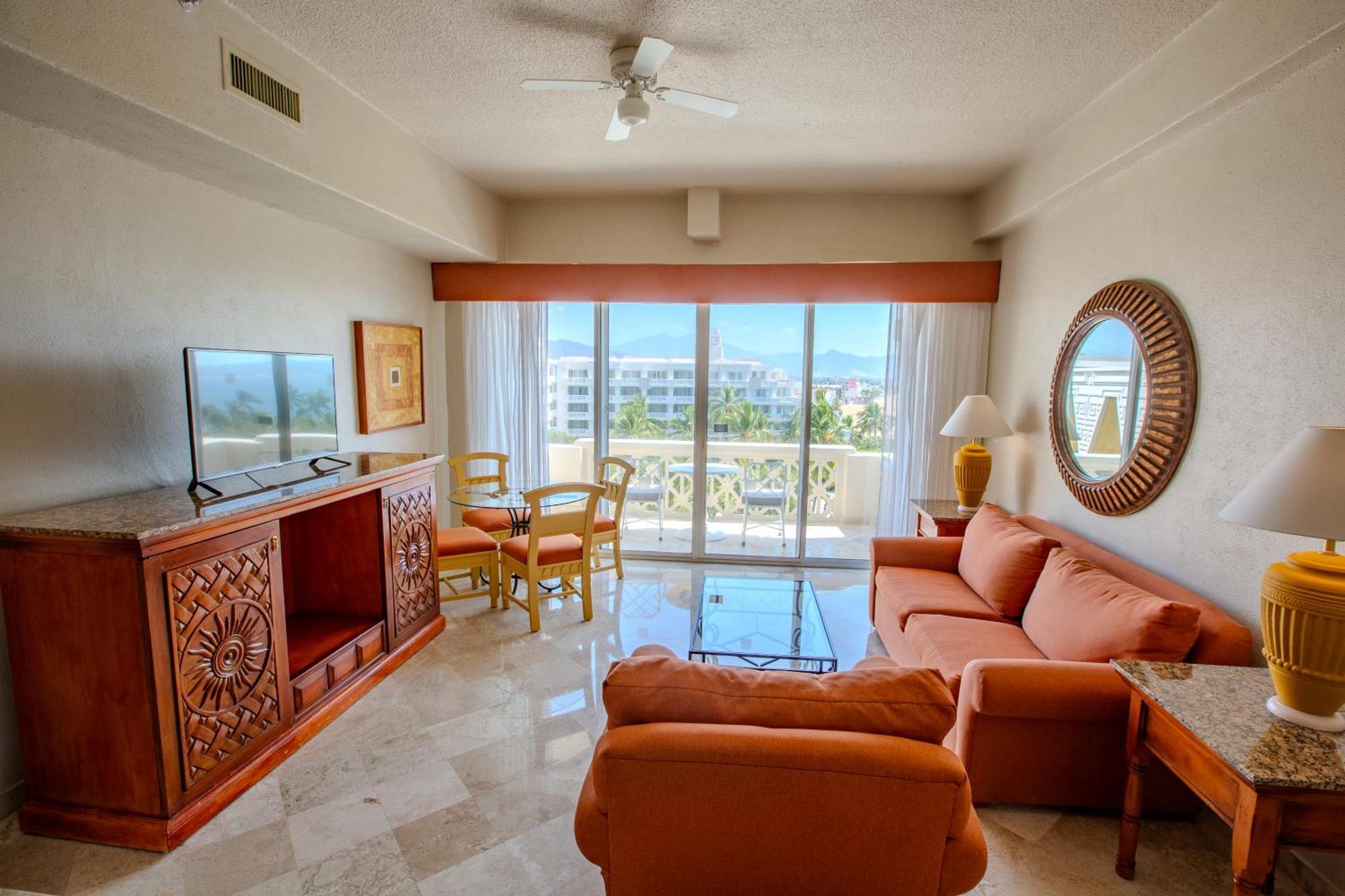 Junior Suite Deluxe Ocean View