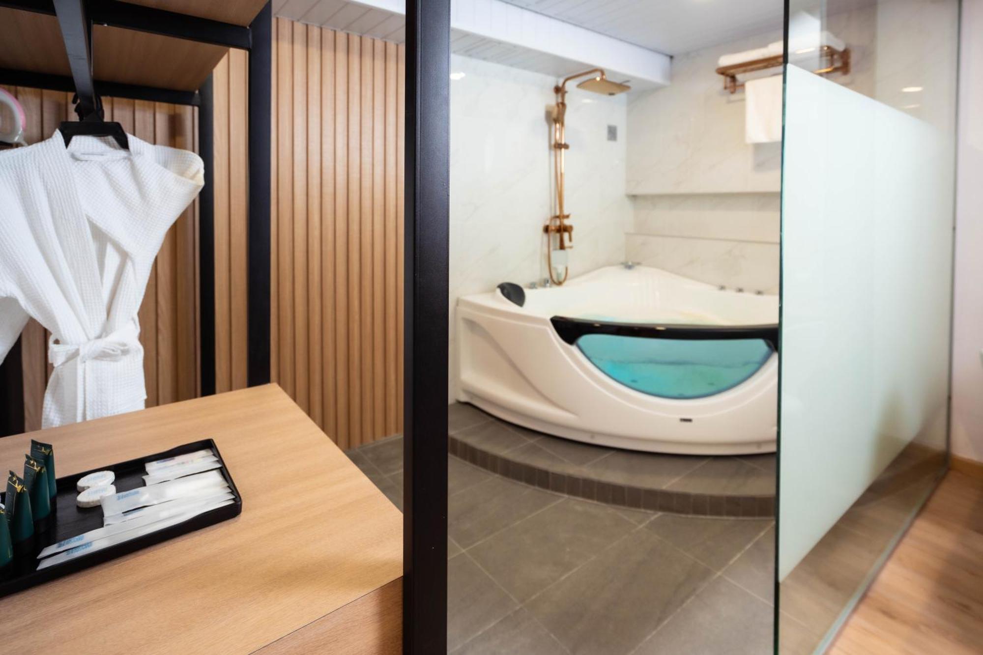 Premier Suite