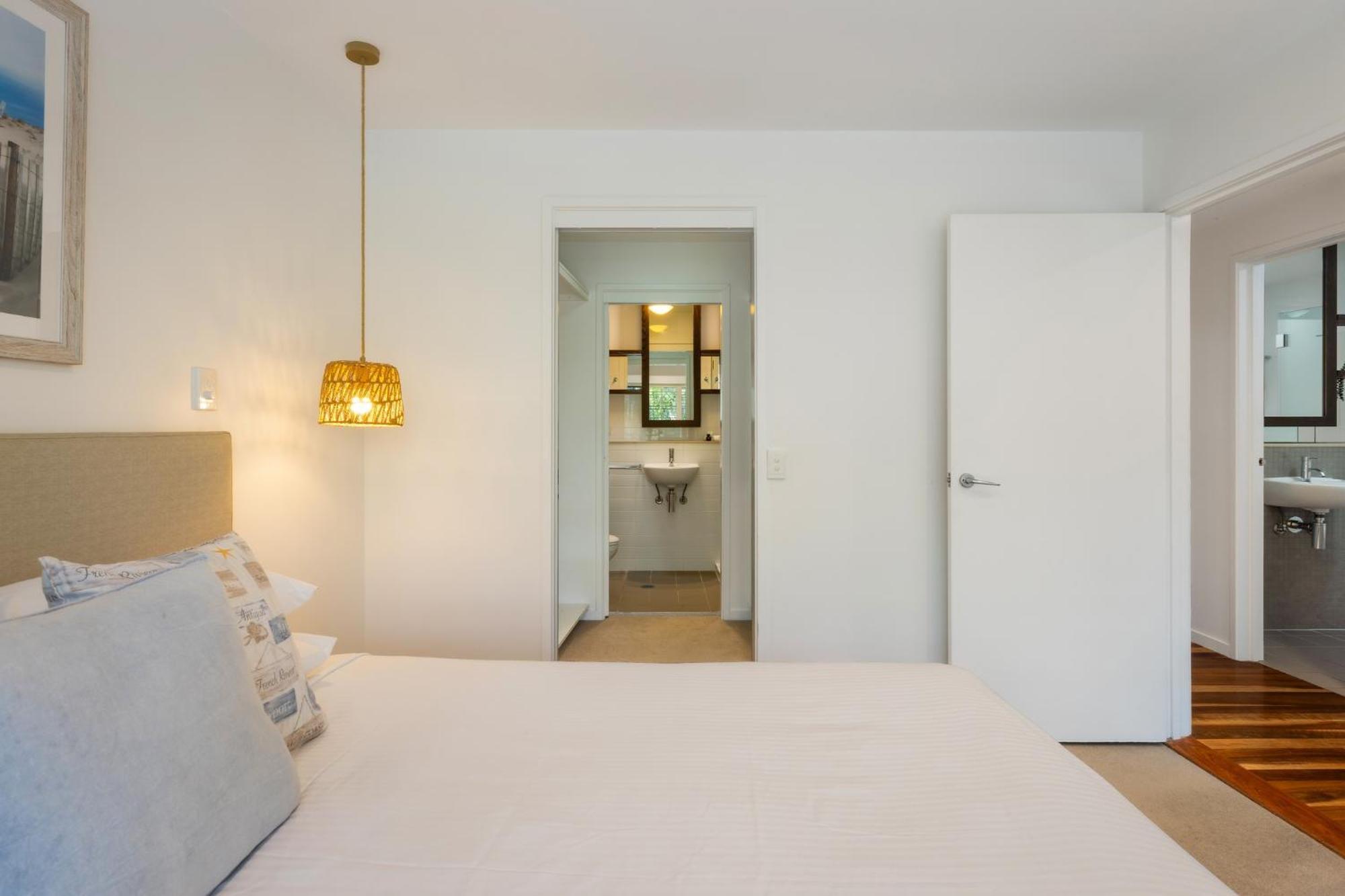 One-Bedroom Apartment with Pool View