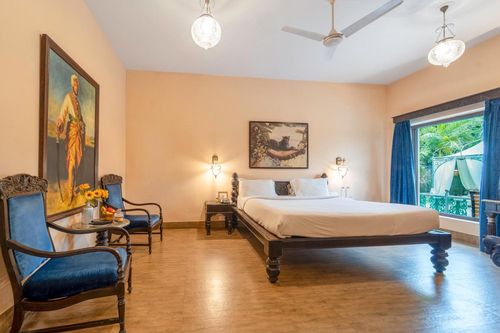 Queen Room