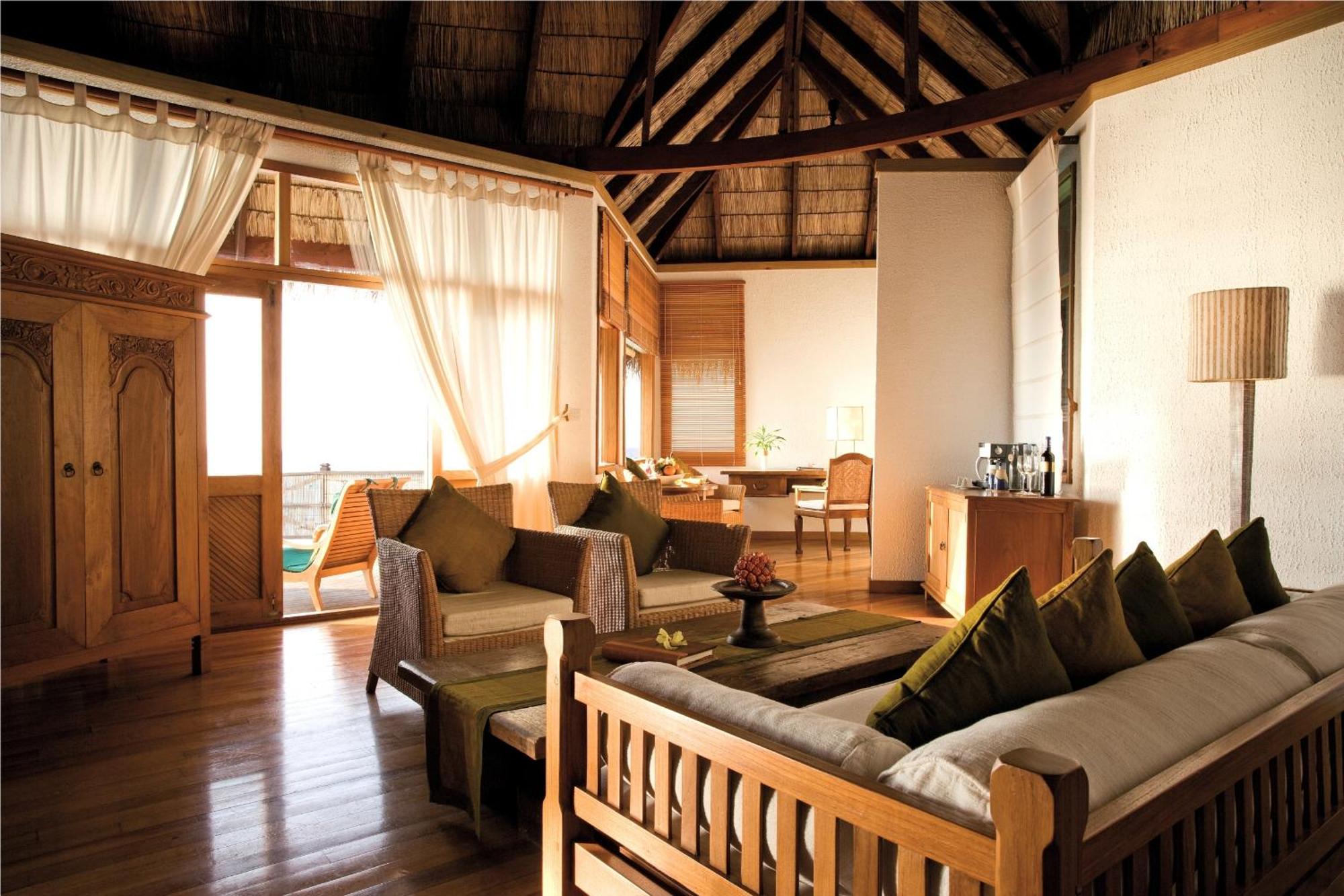 Lagoon Villa